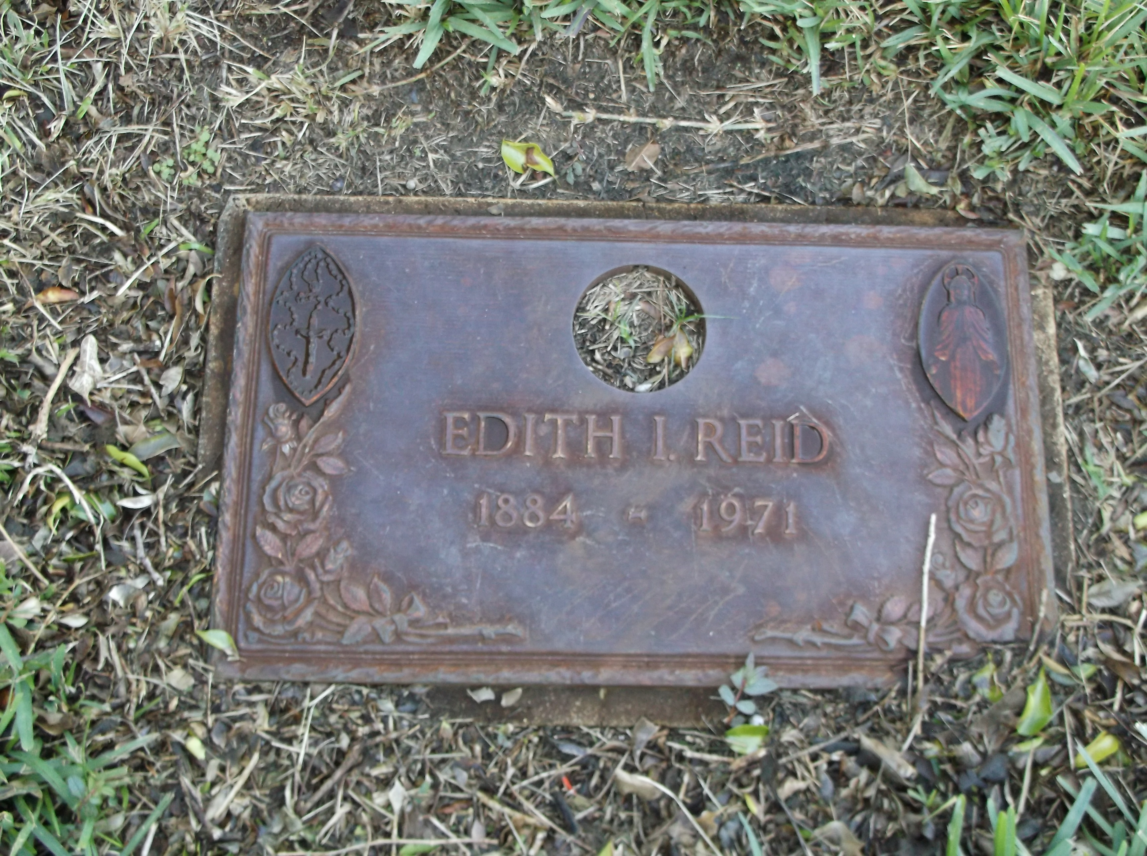 Edith I Reid