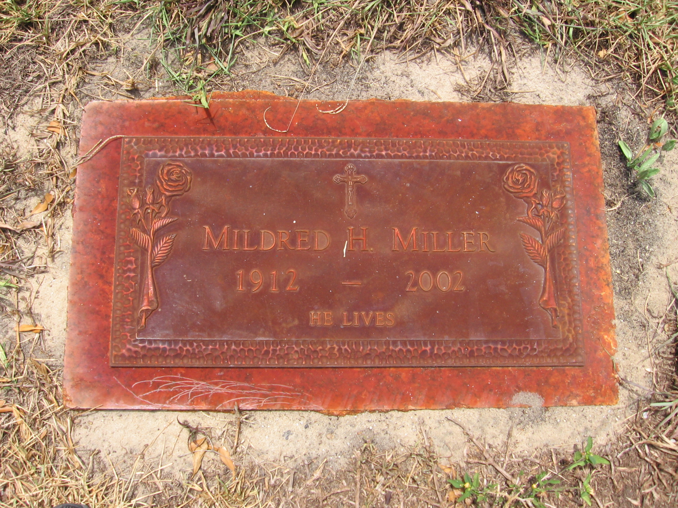 Mildred H Miller