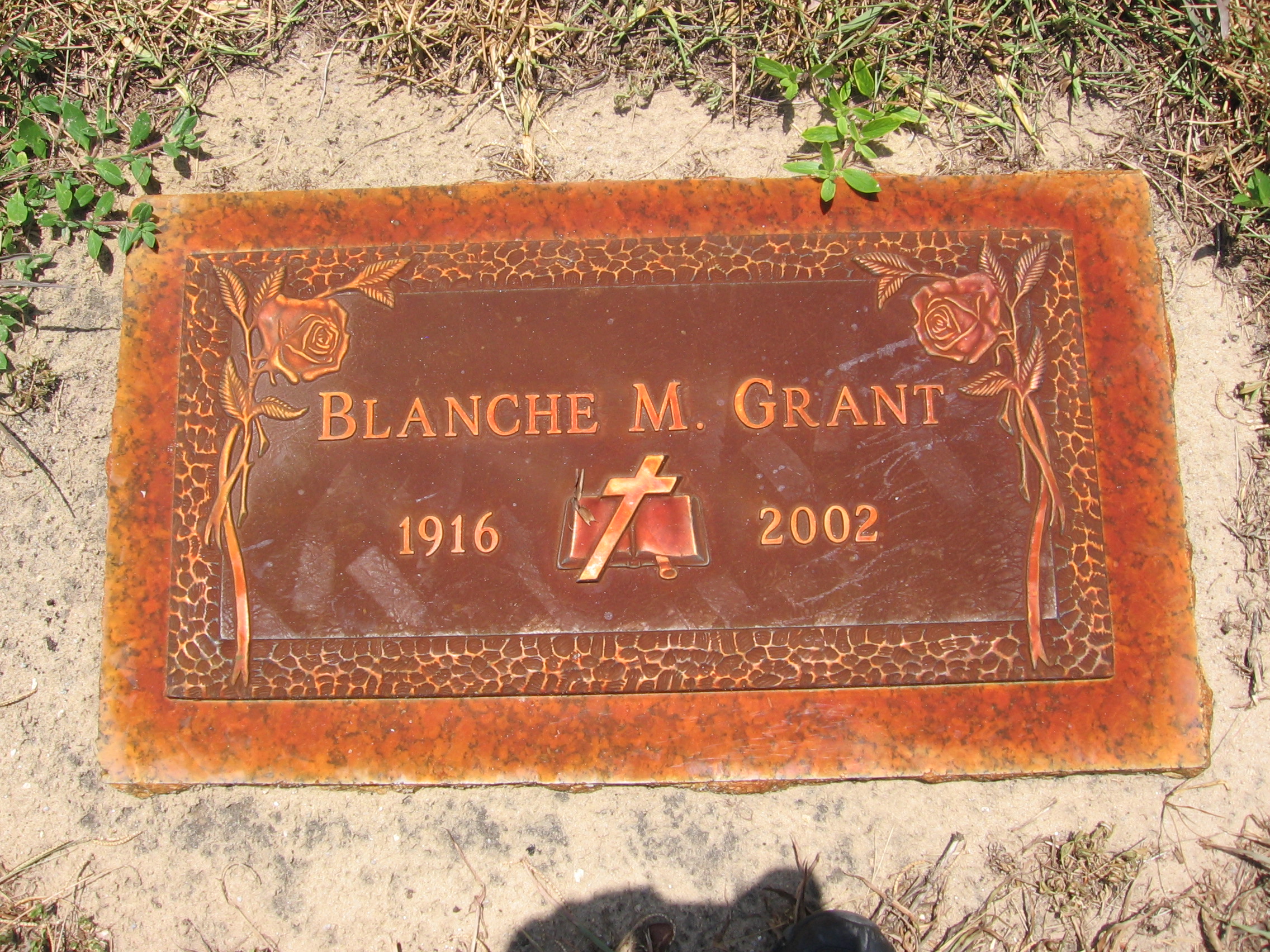 Blanche M Grant