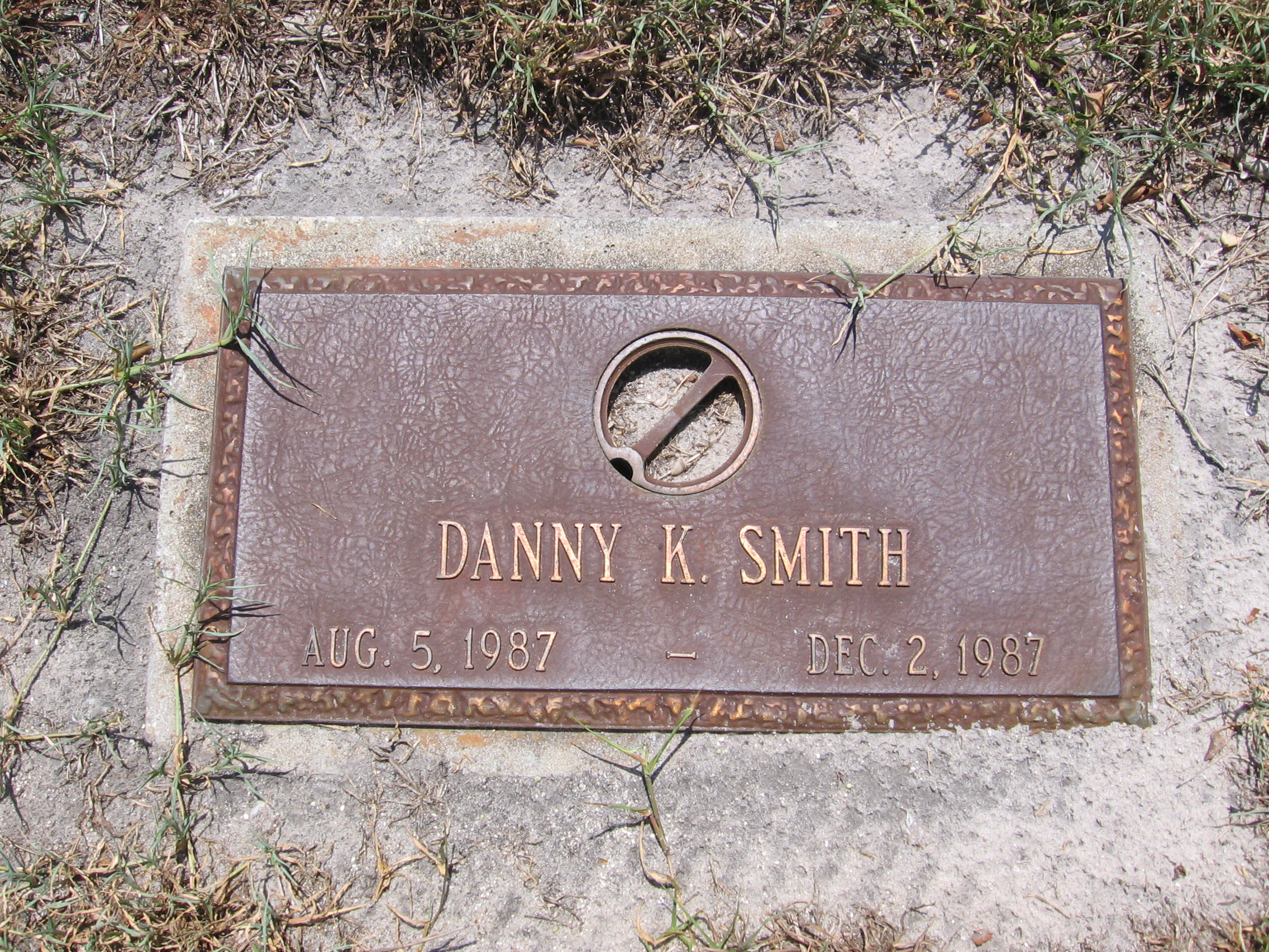 Danny K Smith