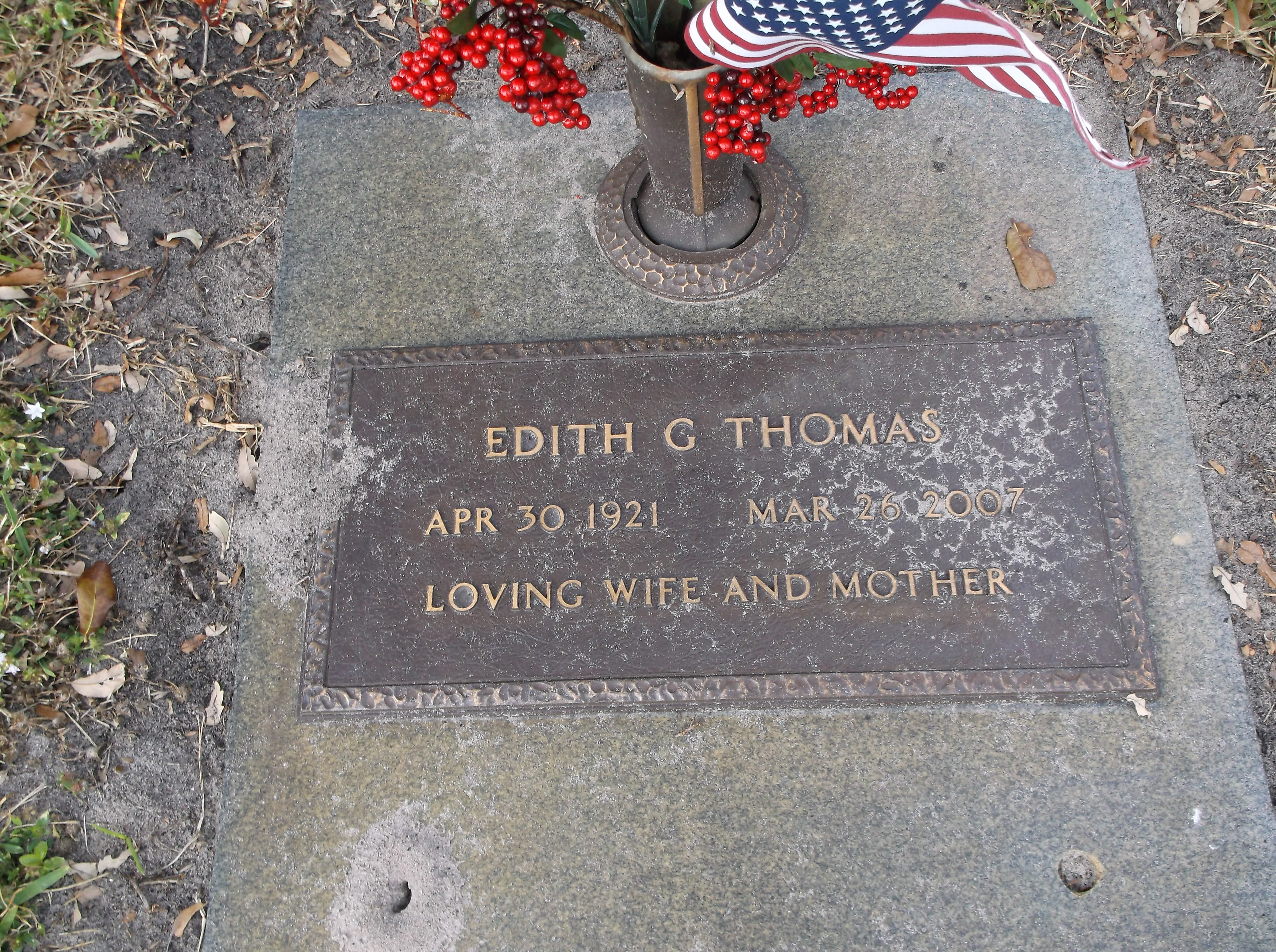 Edith G Thomas