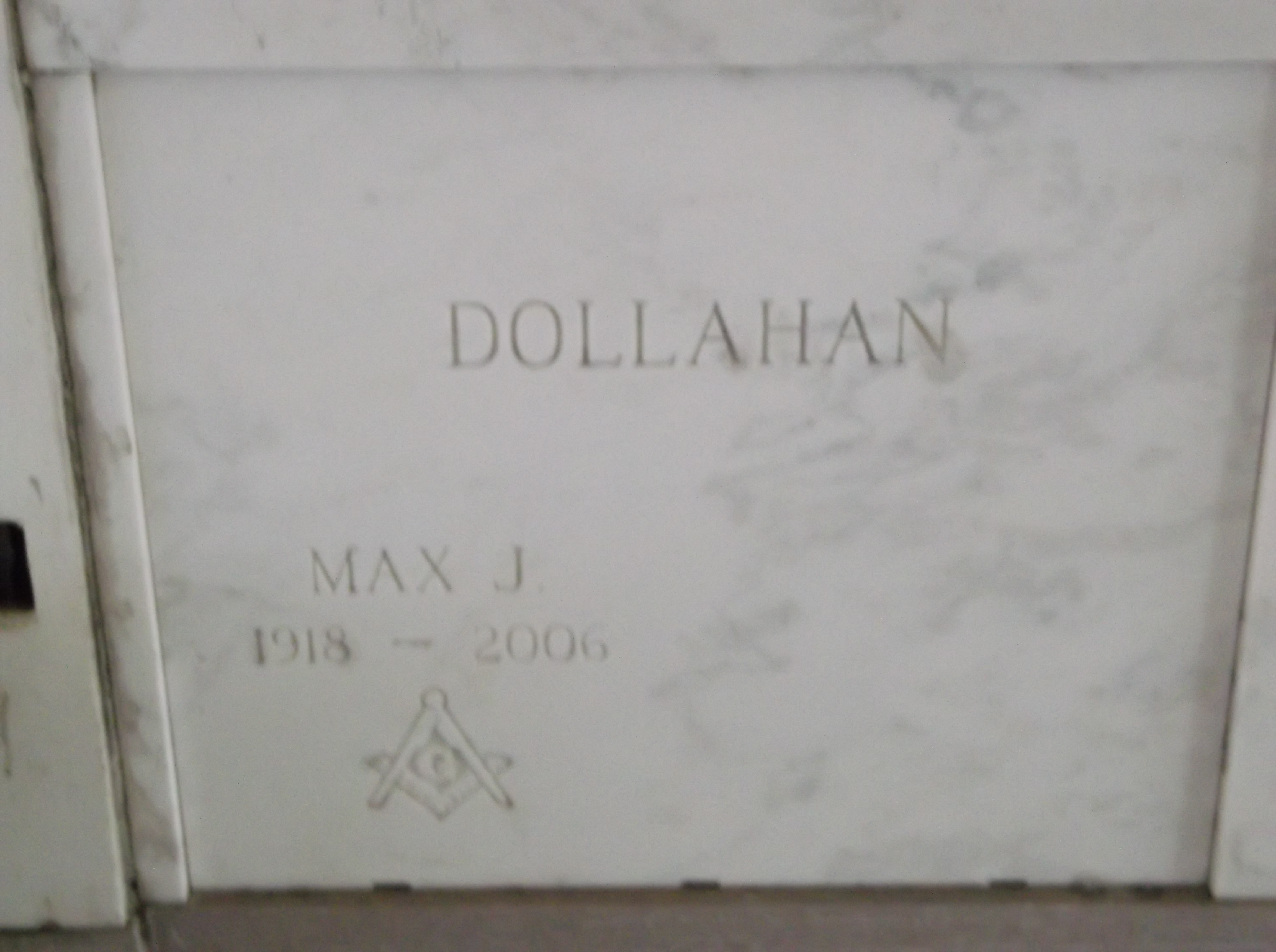 Max J Dollahan