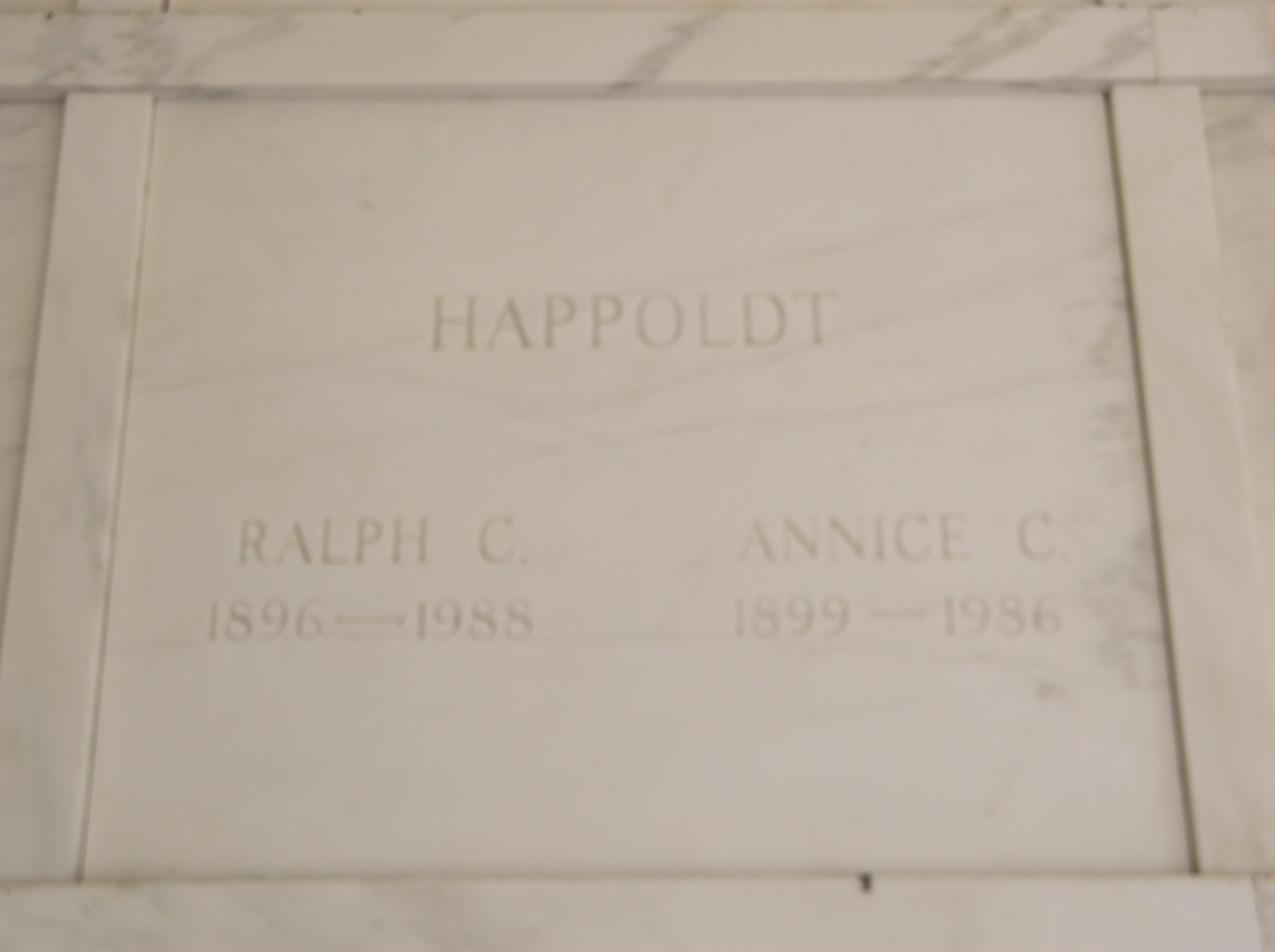 Ralph C Happoldt