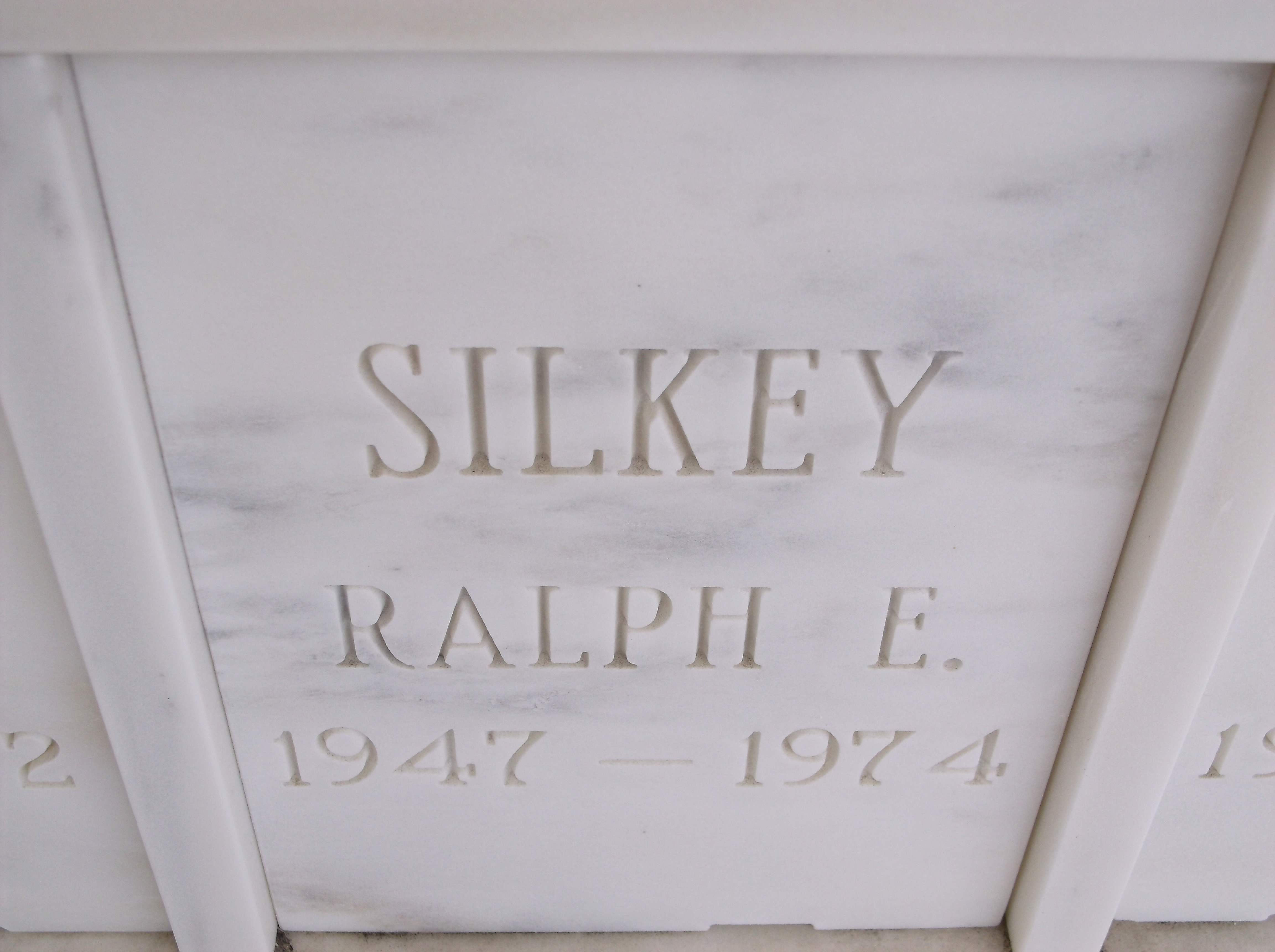Ralph E Silkey