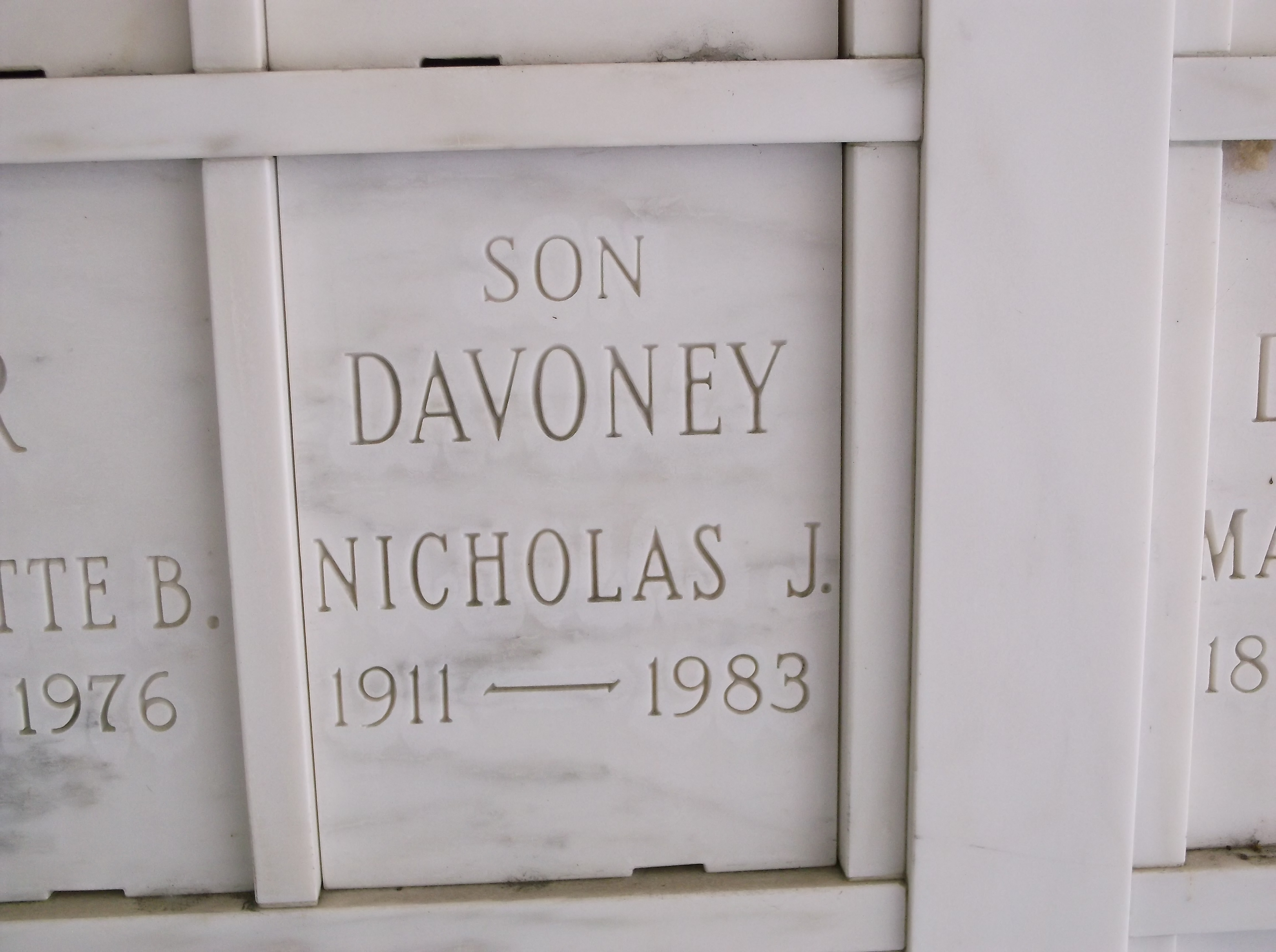 Nicholas J Davoney