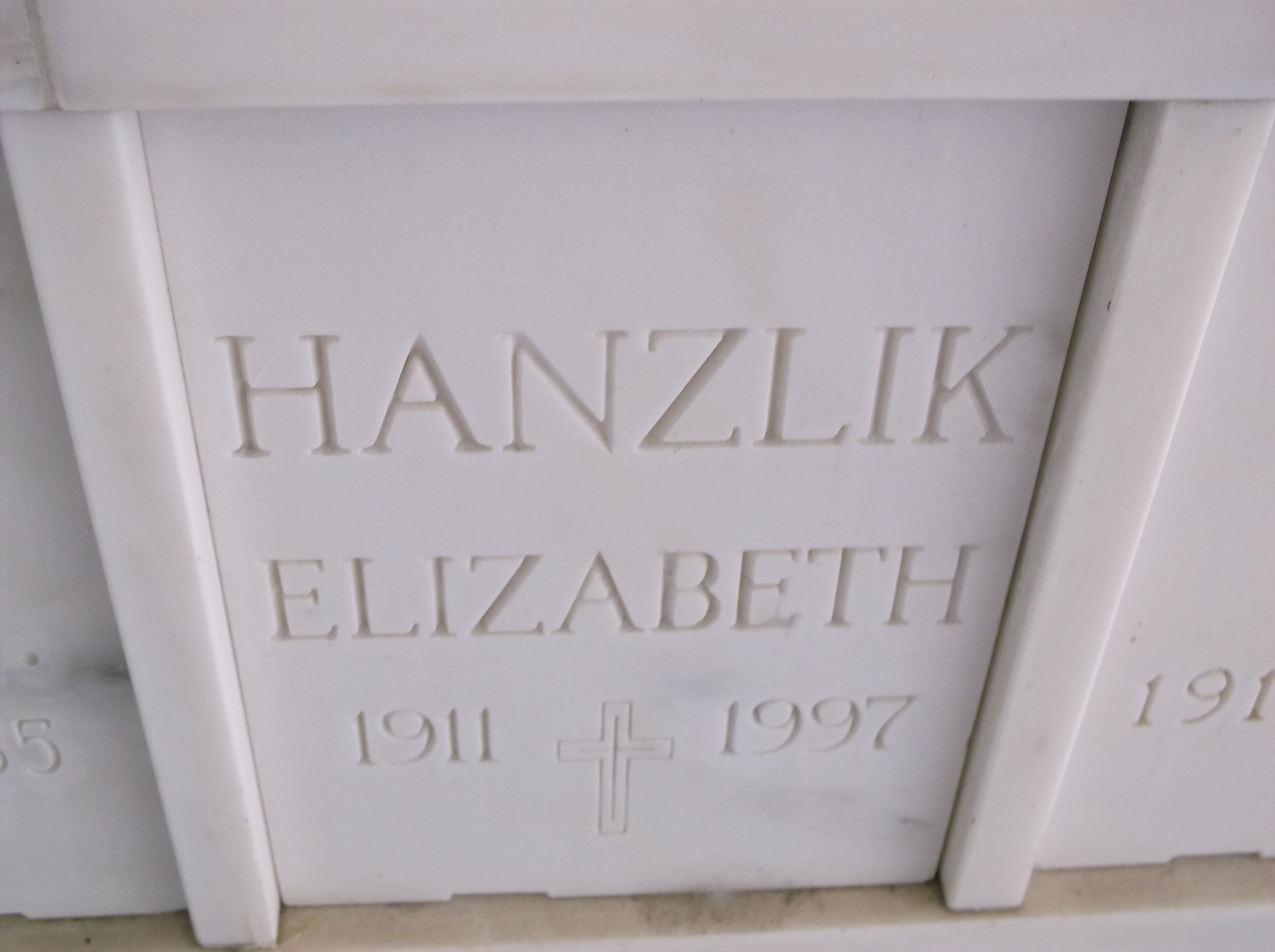 Elizabeth Hanzlik