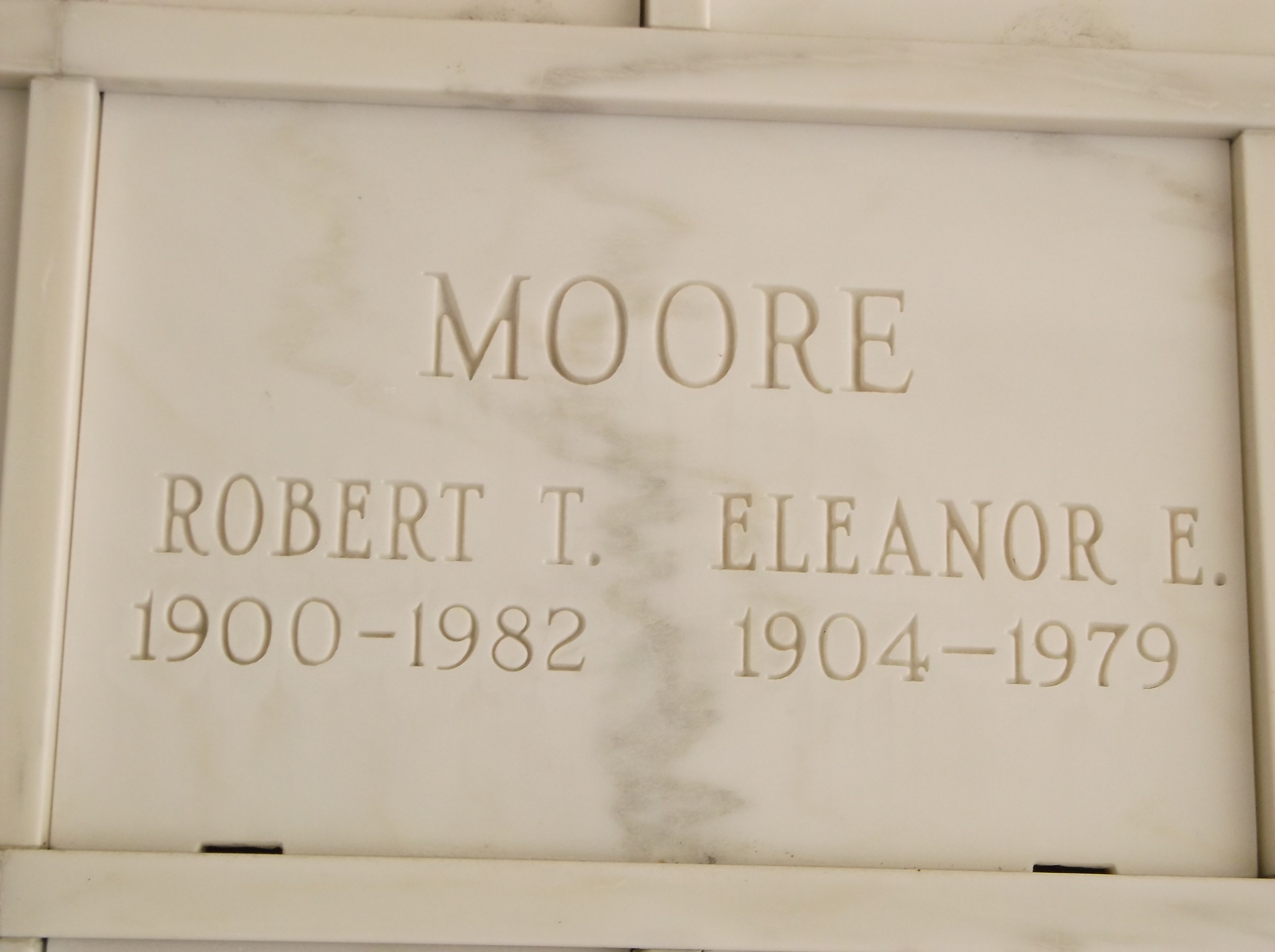 Robert T Moore