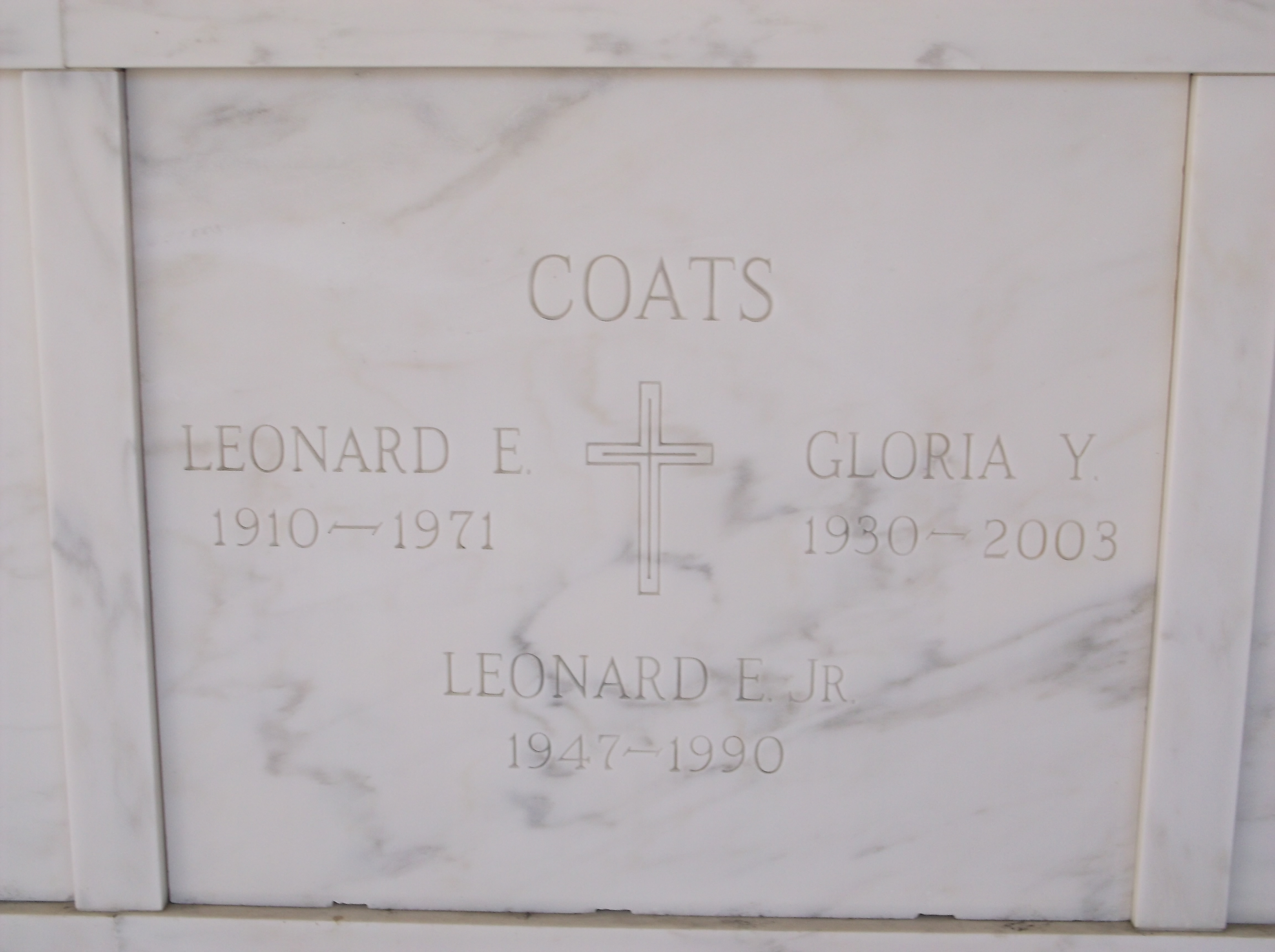 Leonard E Coats