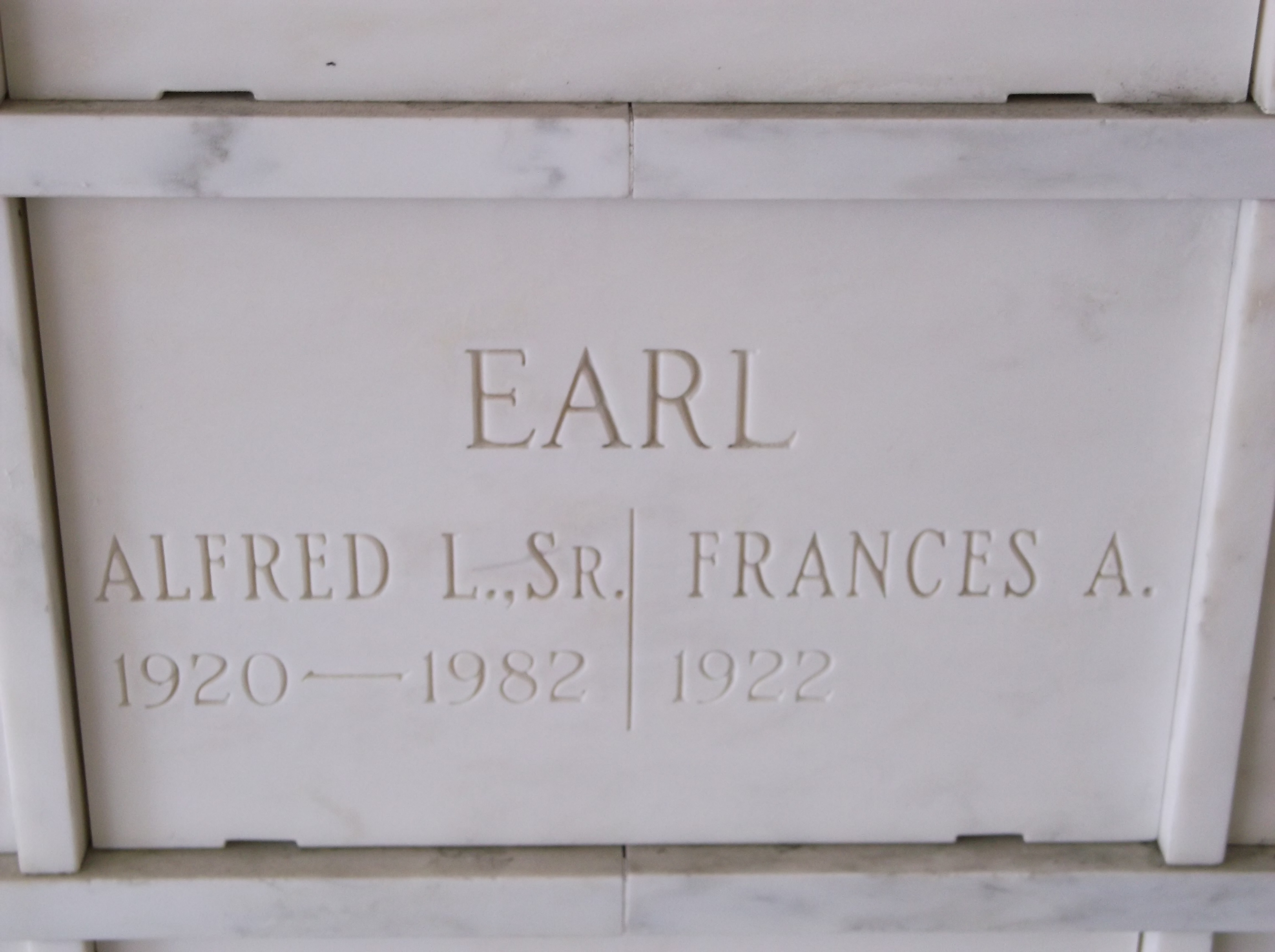 Alfred L Earl, Sr