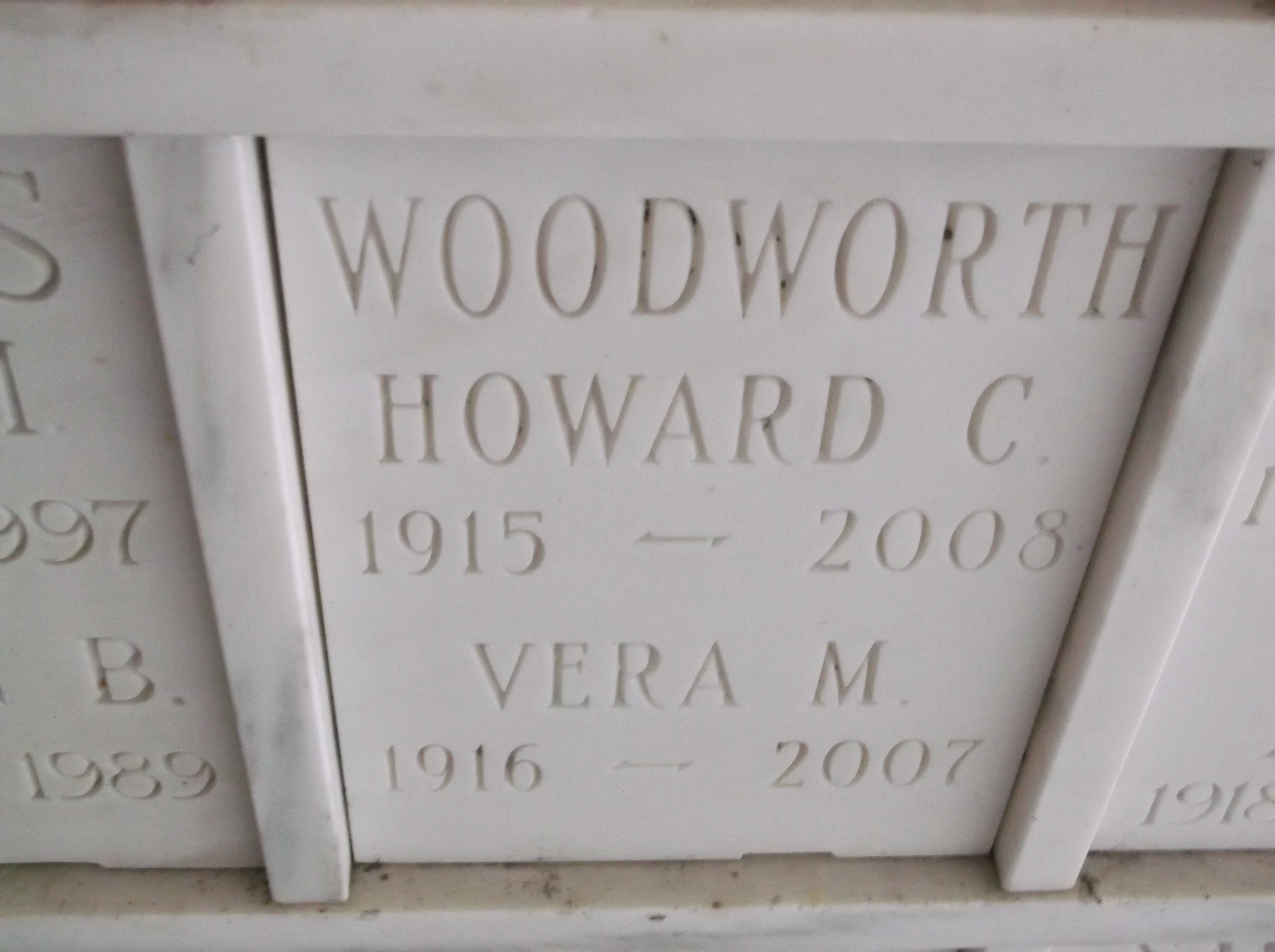 Howard C Woodworth