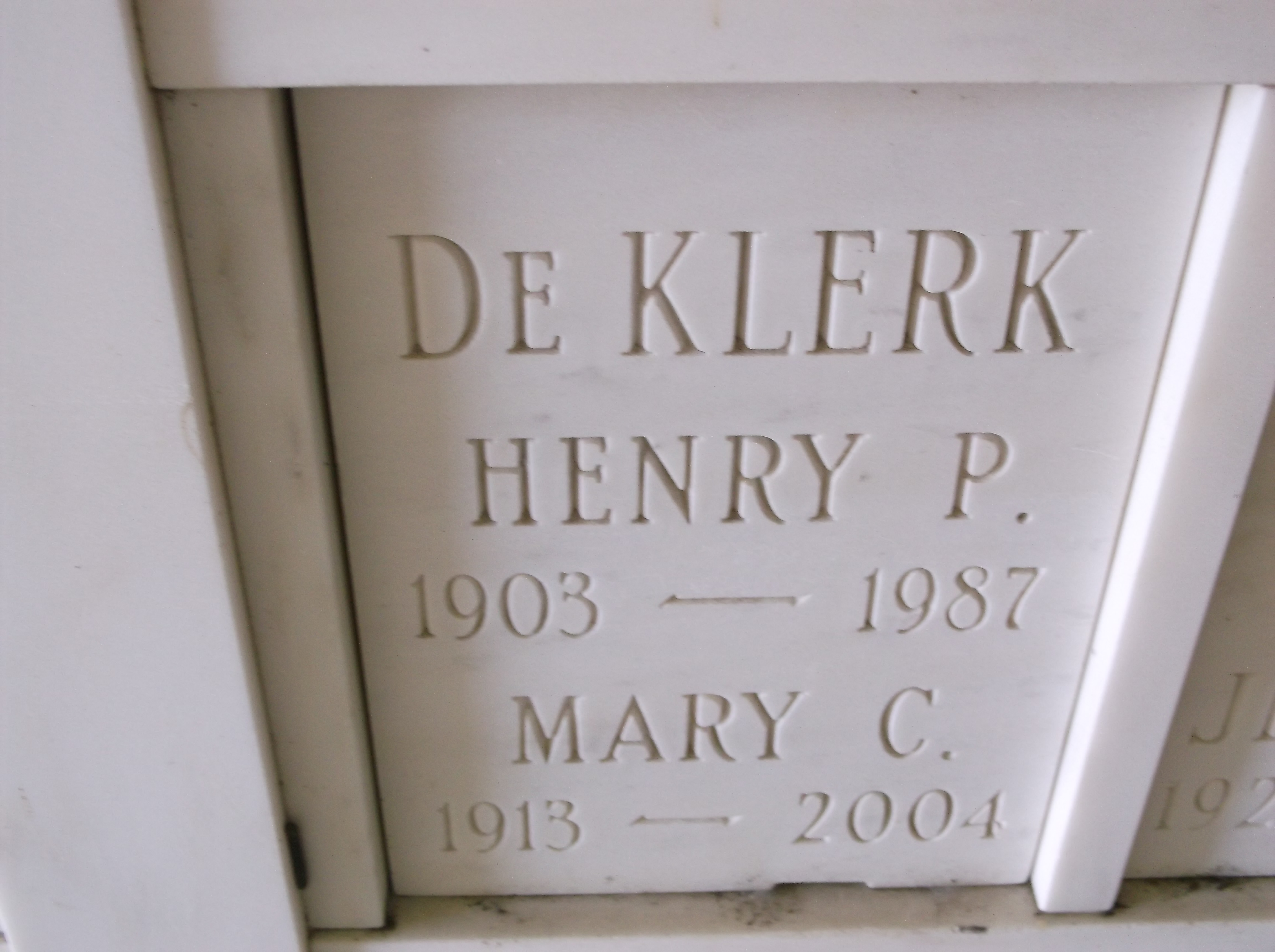 Mary C De Klerk
