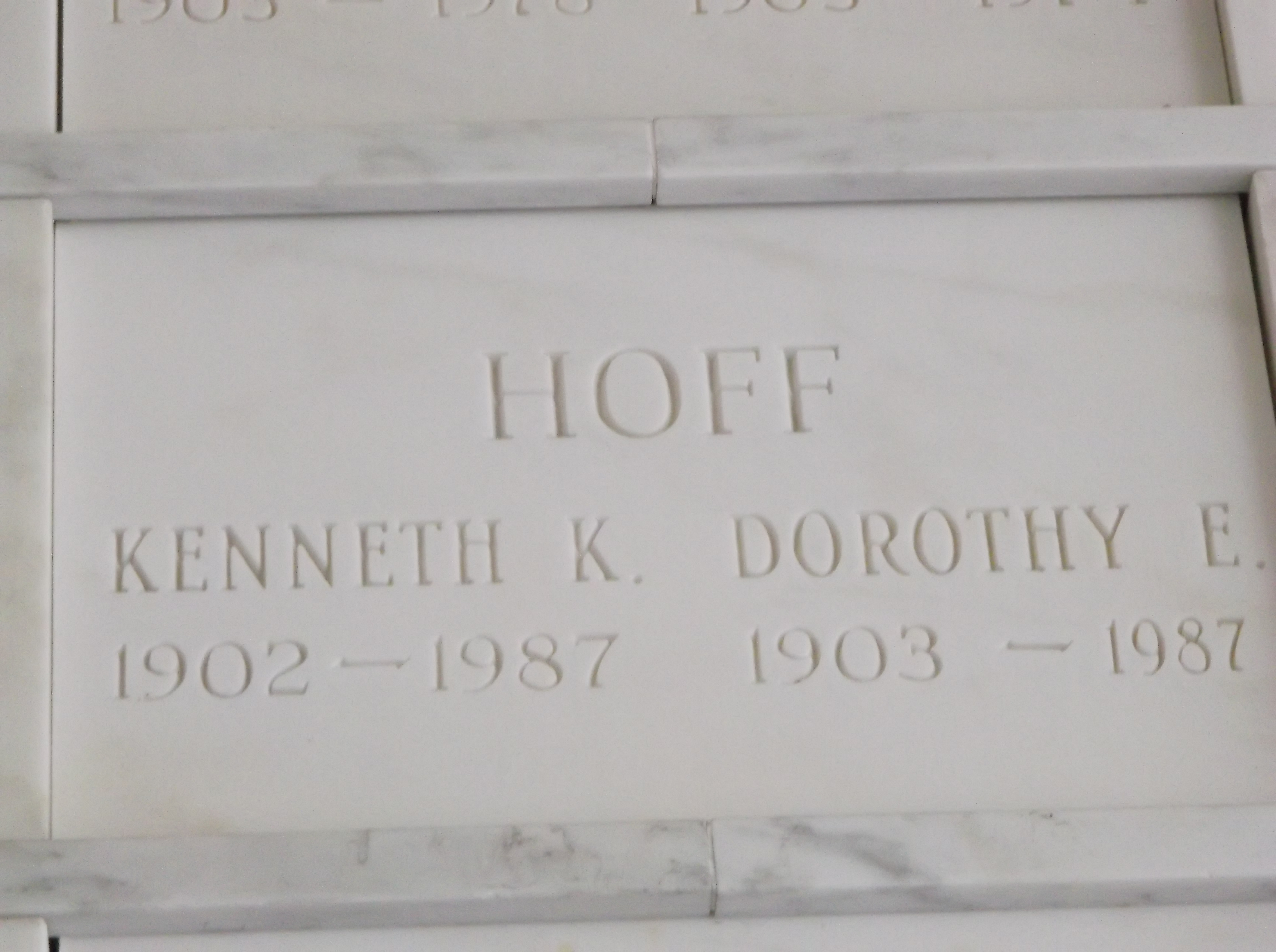 Dorothy E Hoff