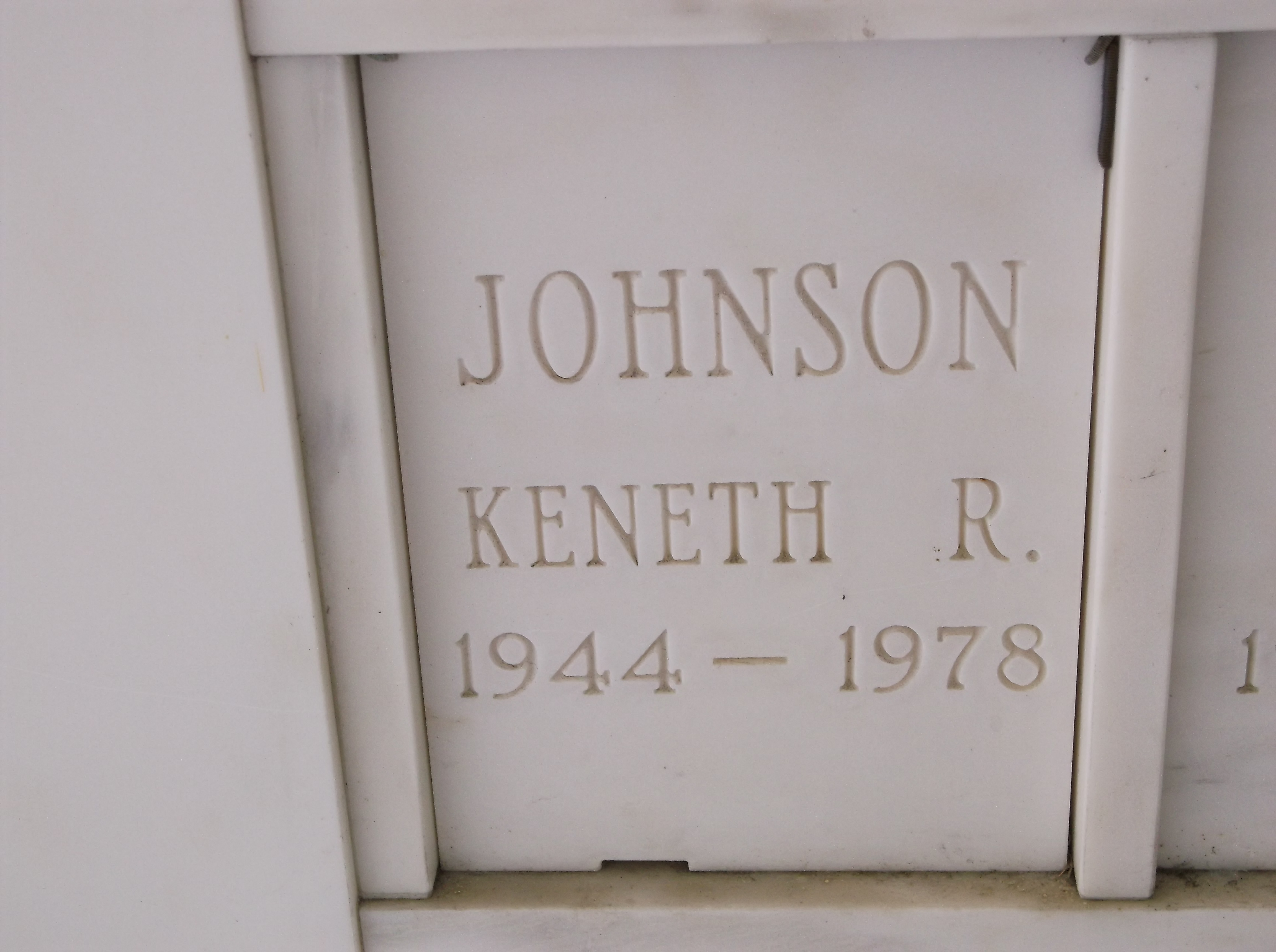 Keneth R Johnson