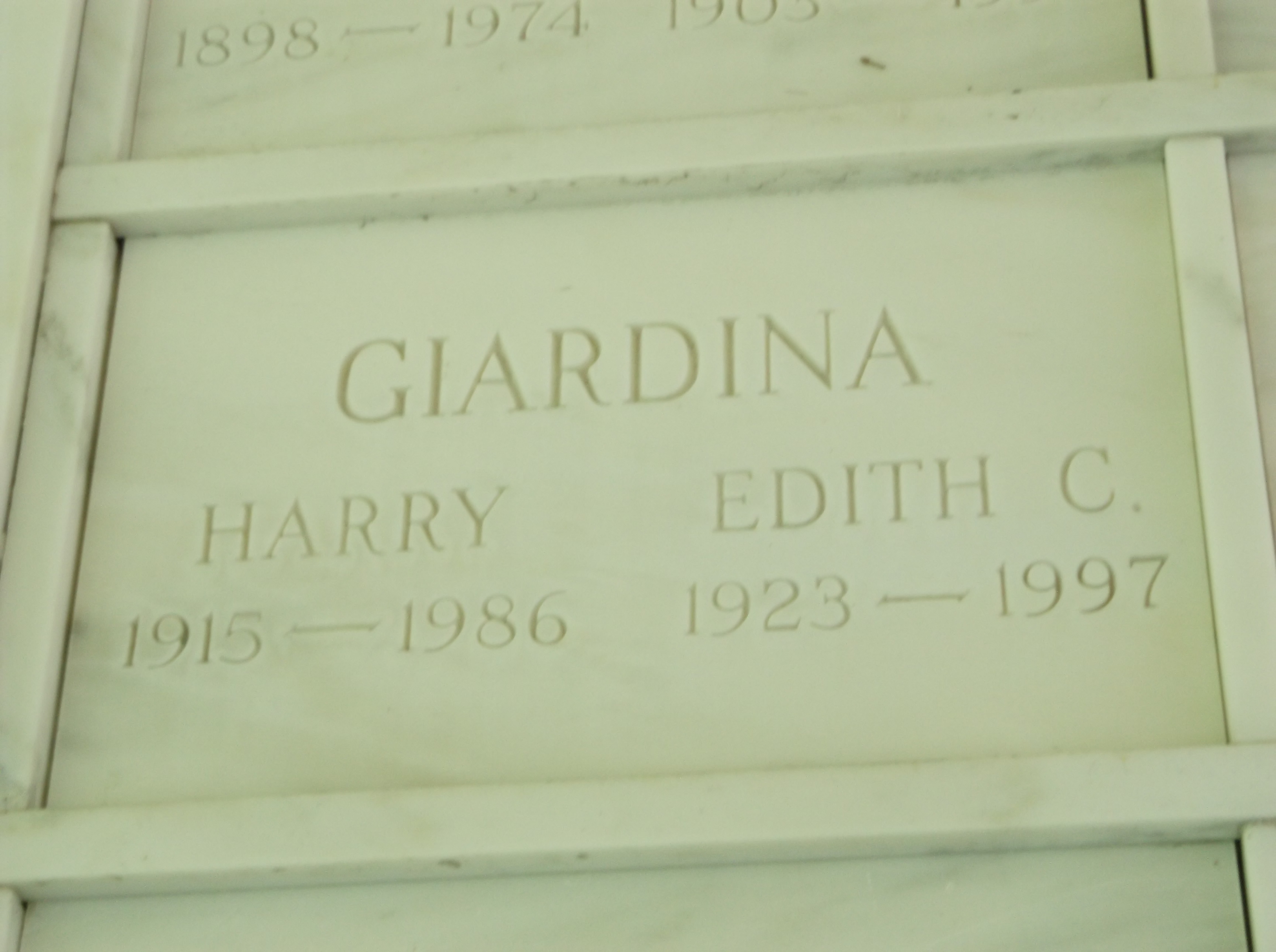 Edith C Giardina