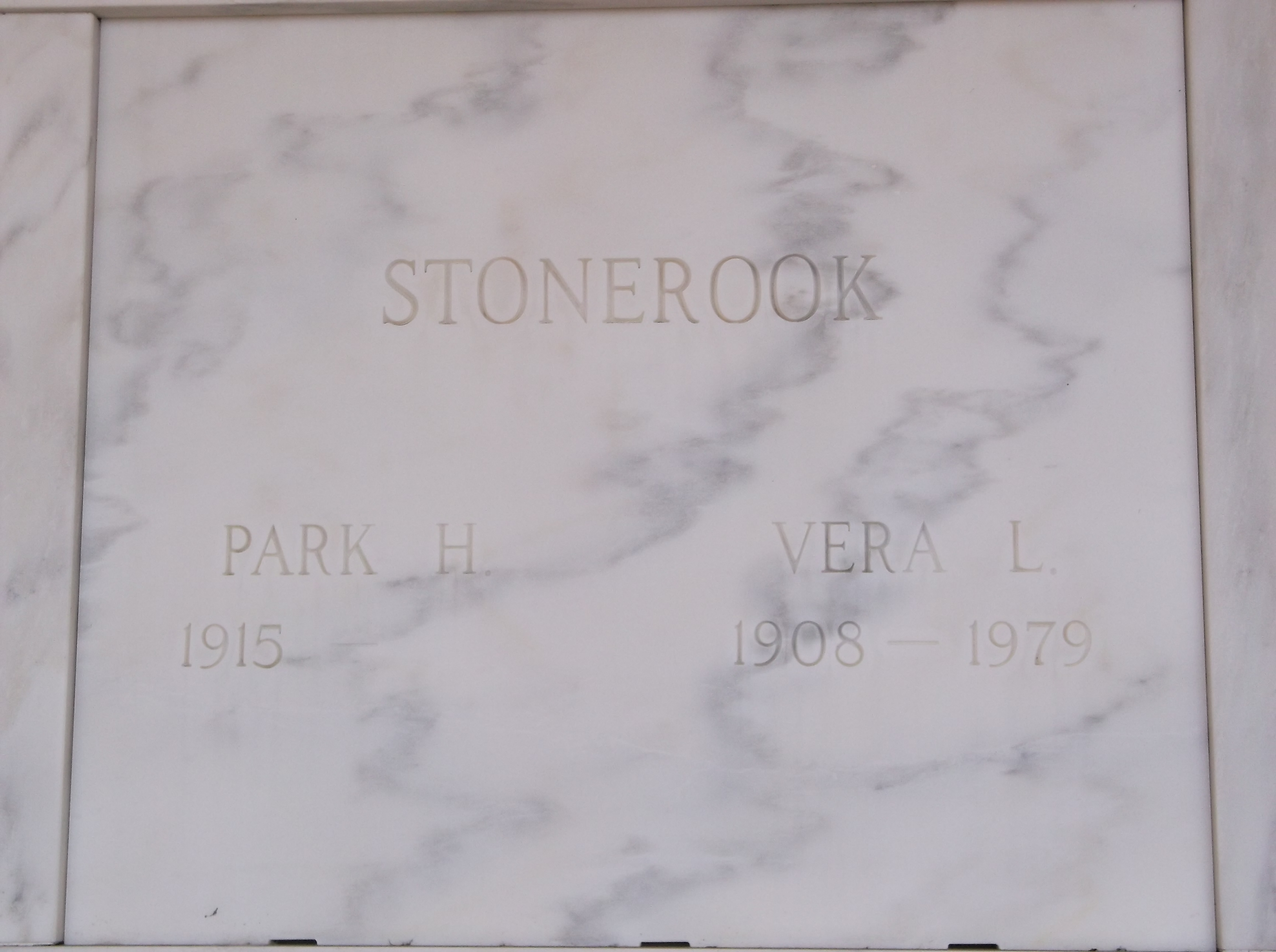 Vera L Stonerook