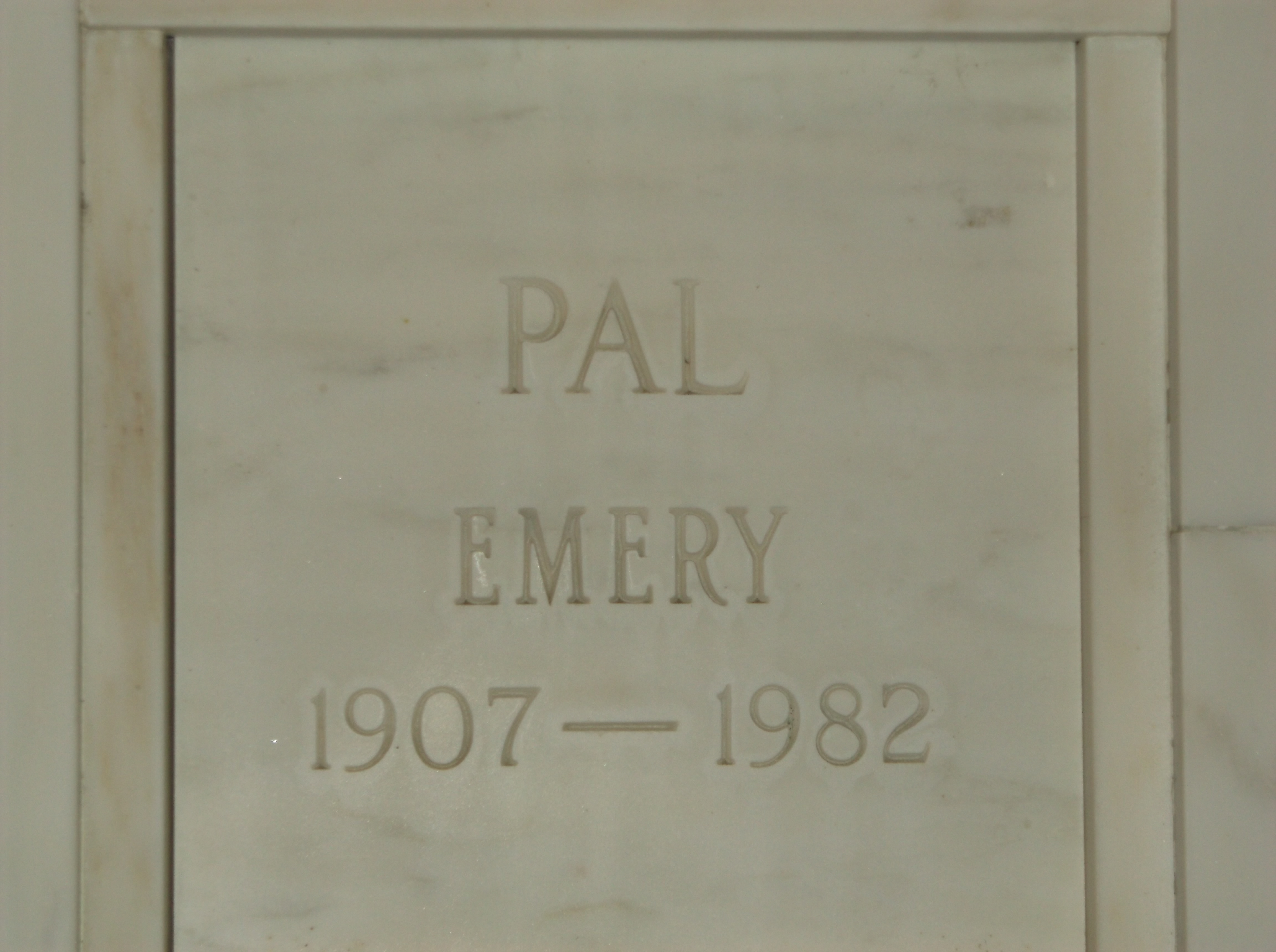 Emery Pal
