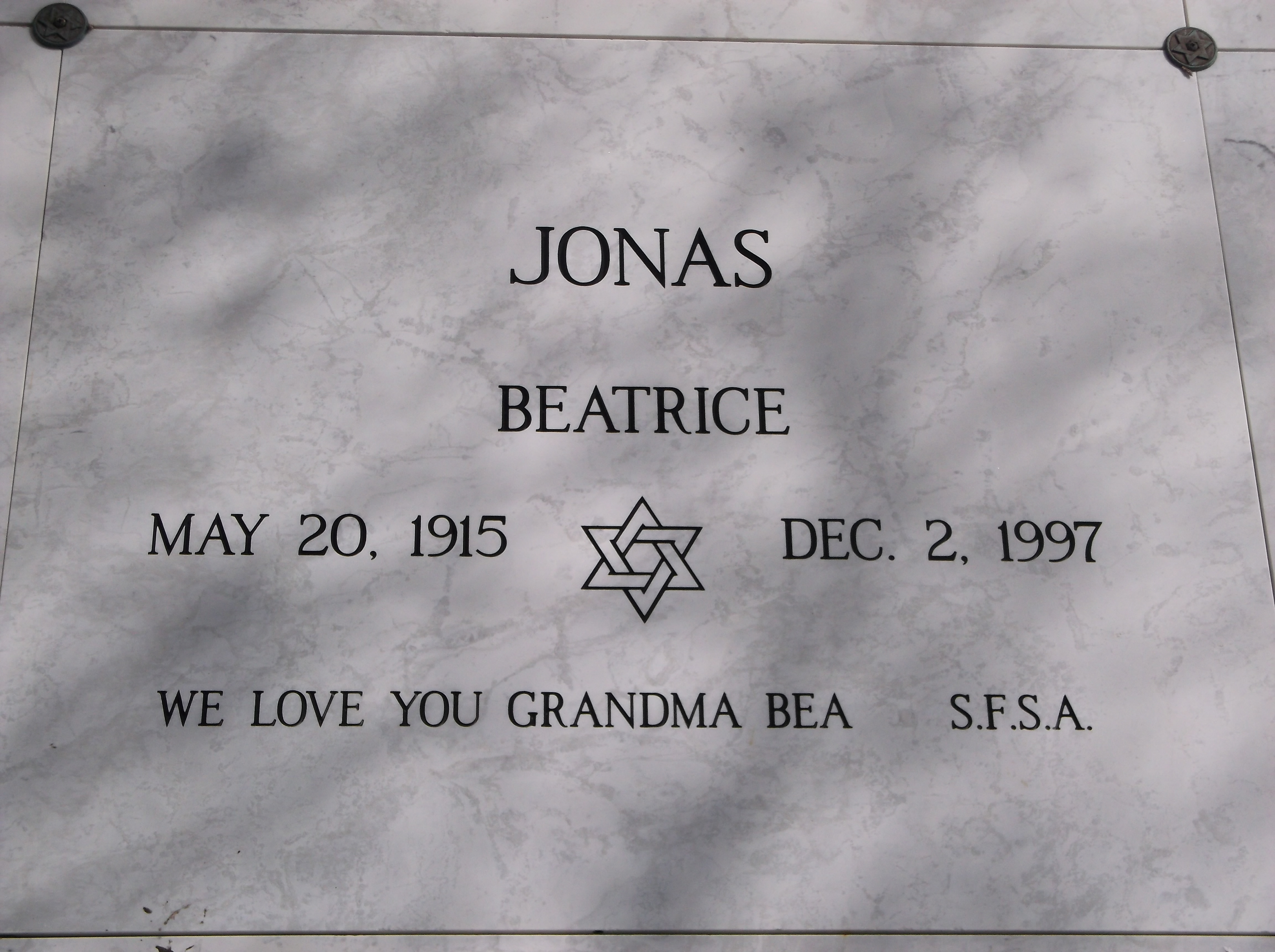 Beatrice "Bea" Jonas