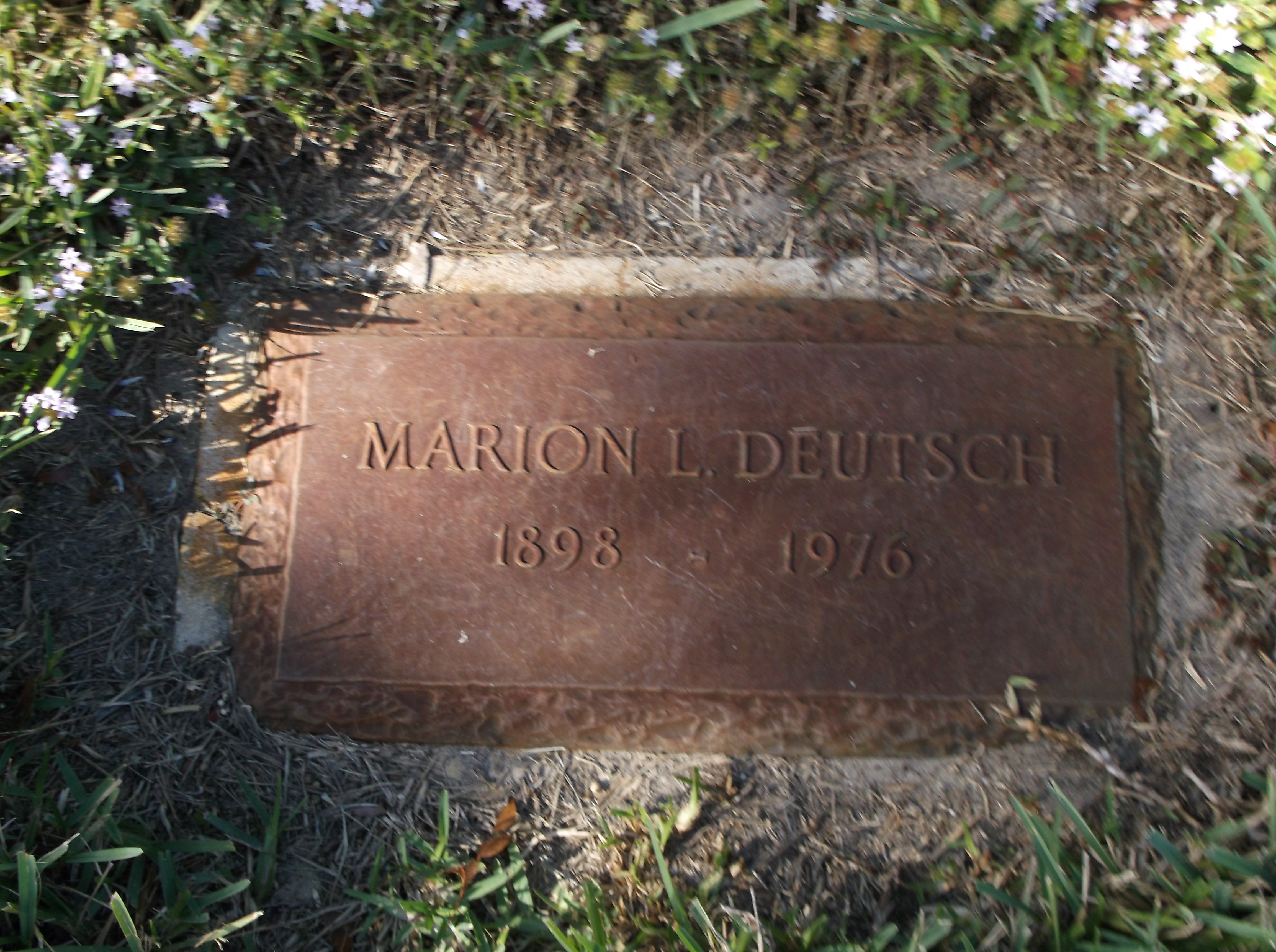 Marion L Deutsch
