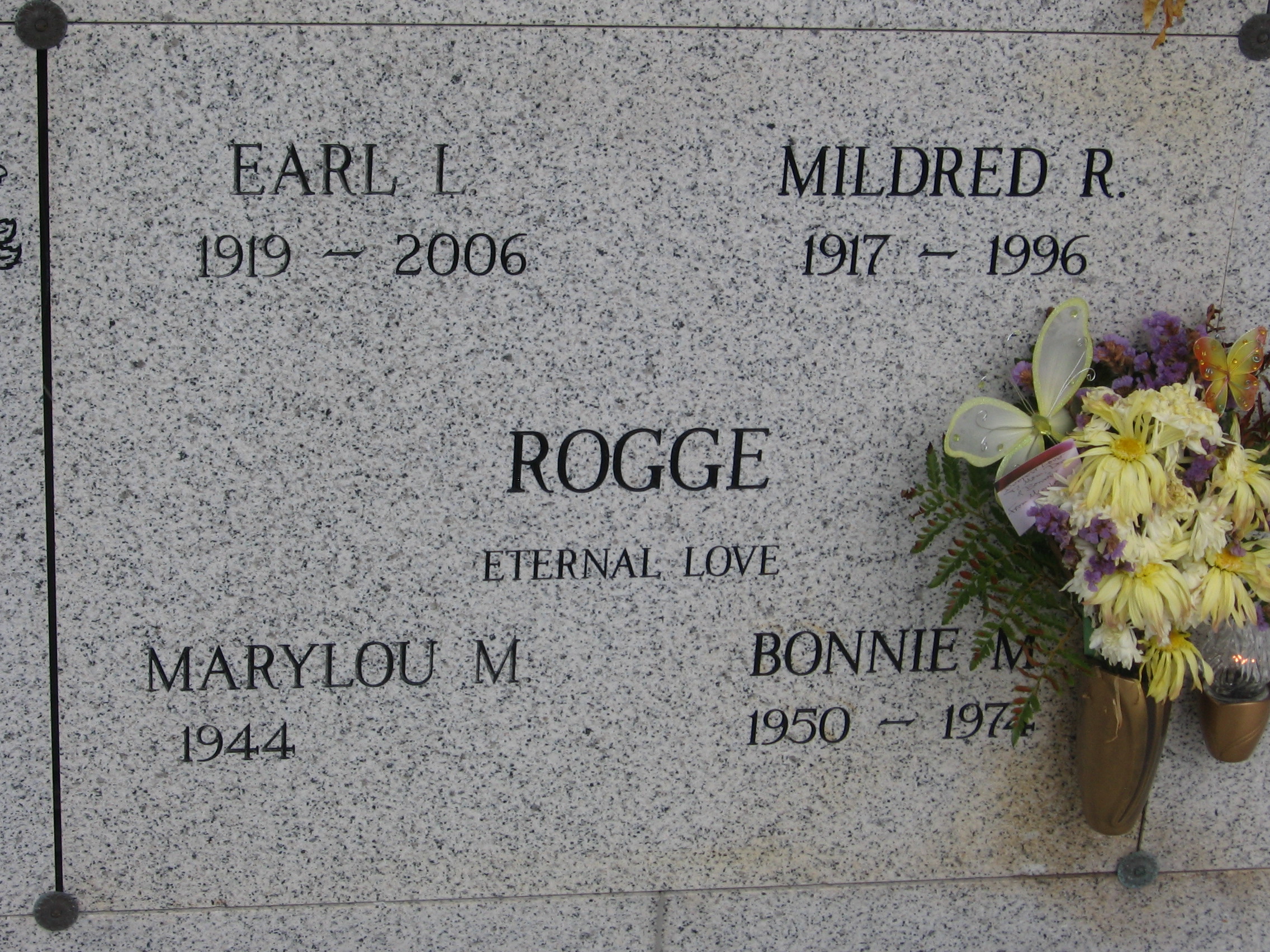 Earl L Rogge