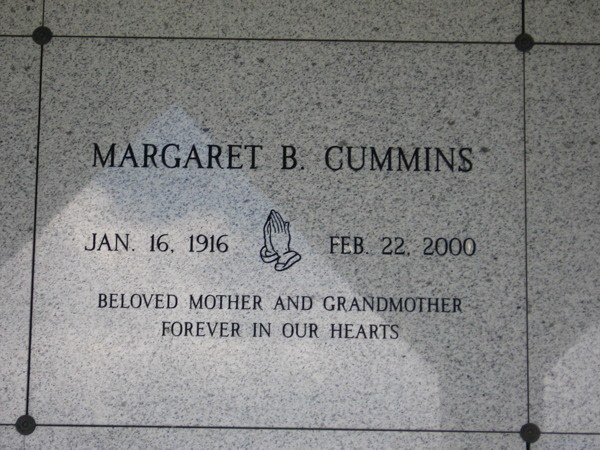 Margaret B Cummins