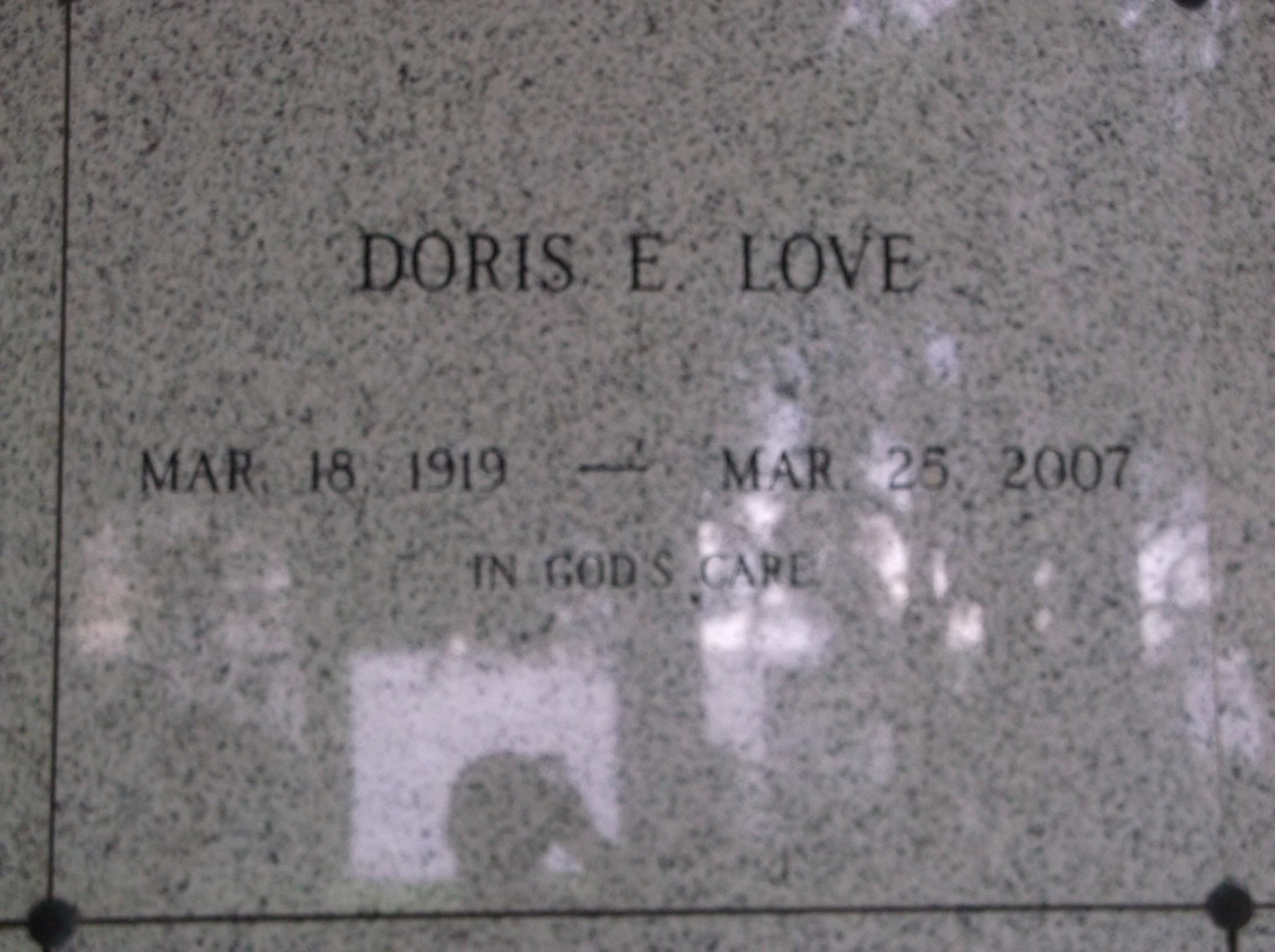 Doris E Love