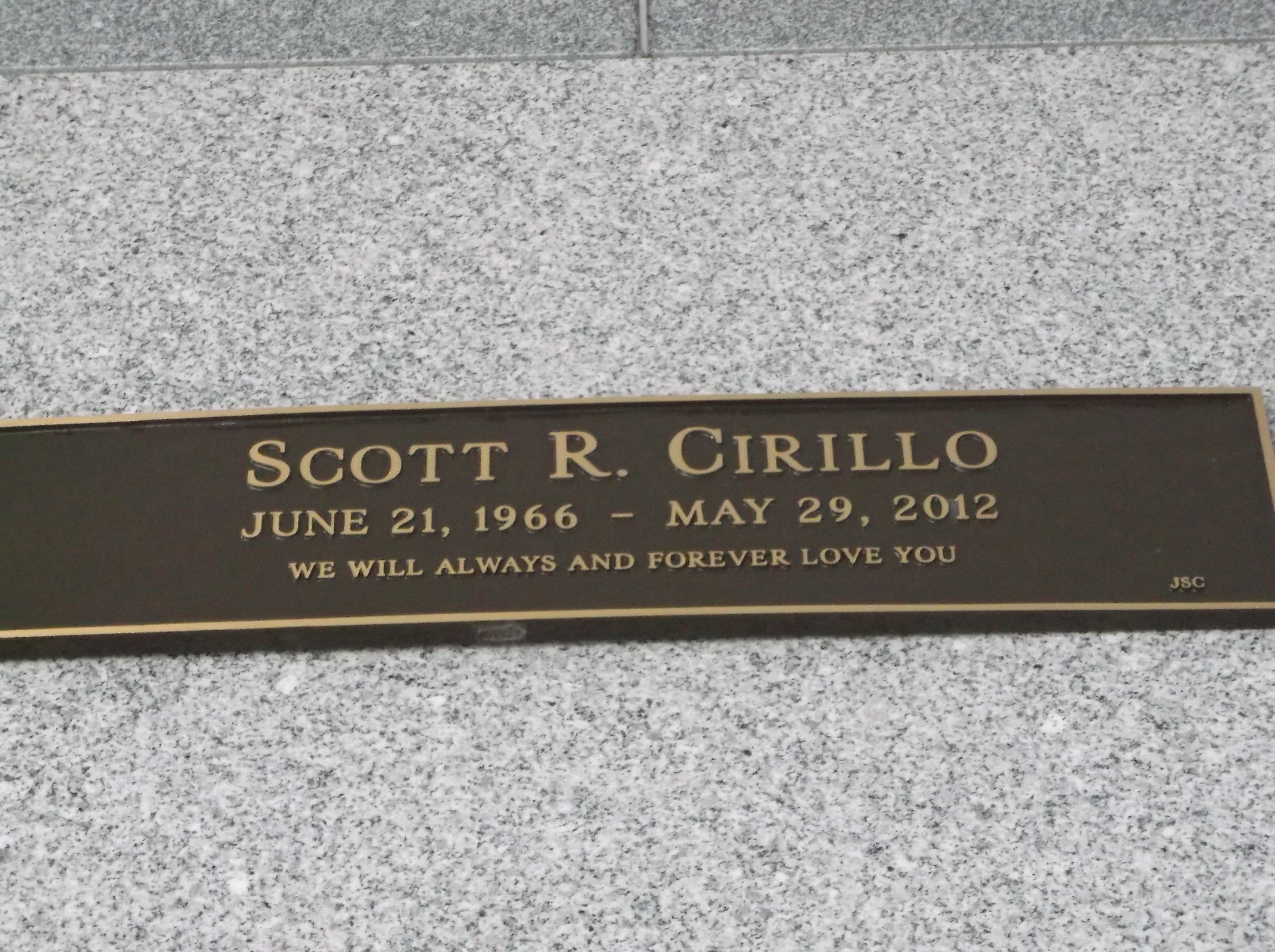 Scott R Cirillo