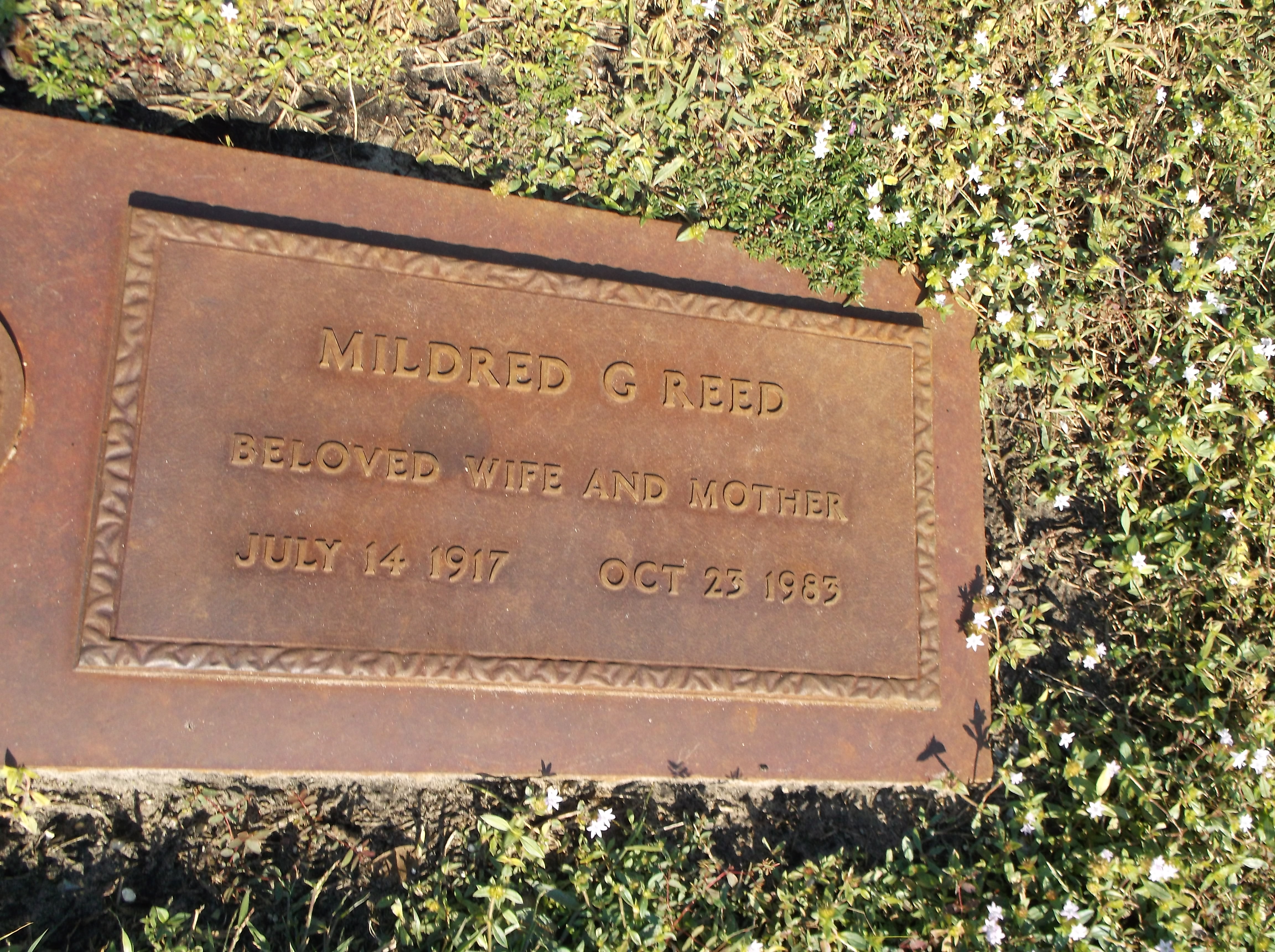 Mildred G Reed