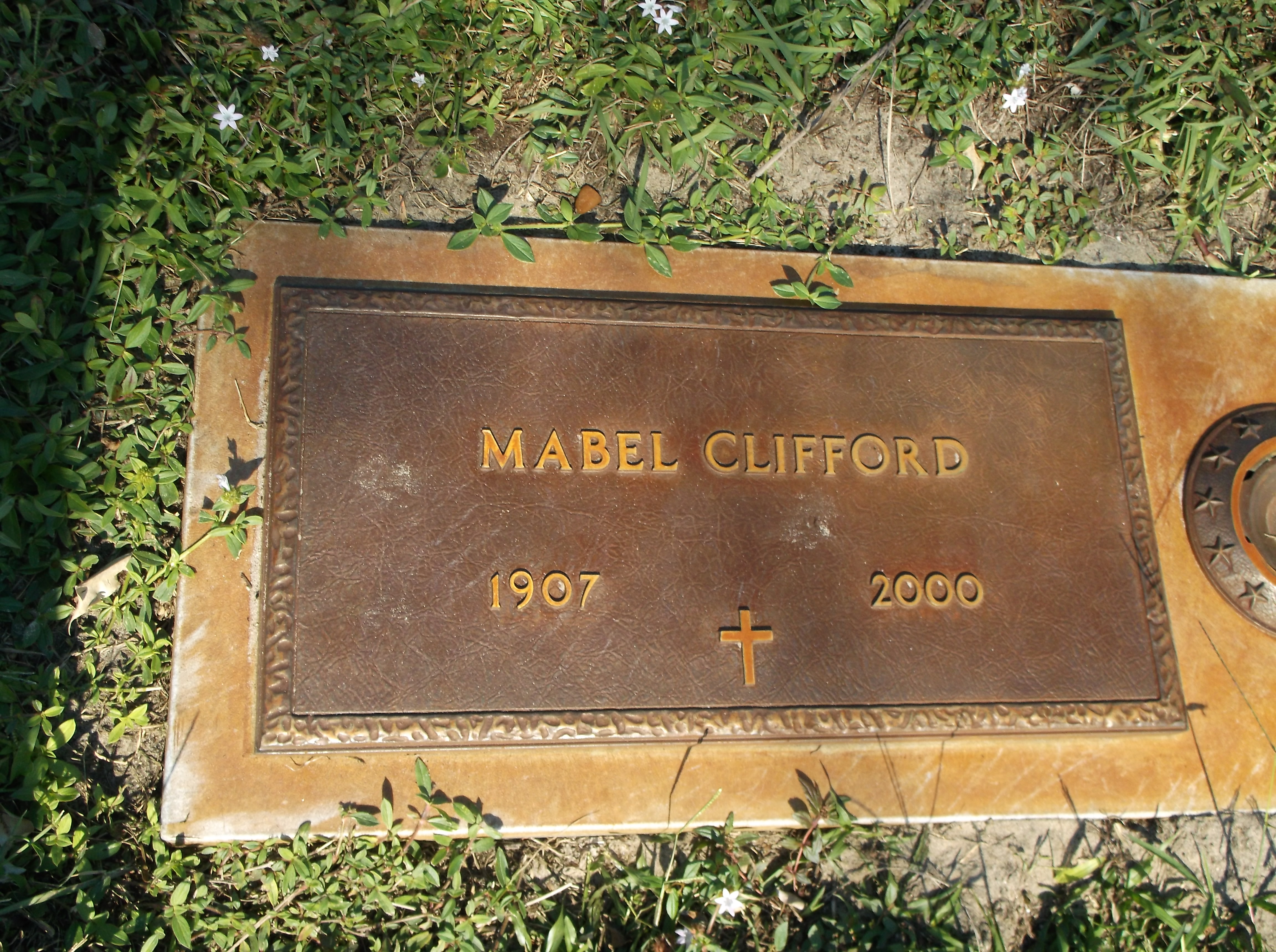 Mabel Clifford