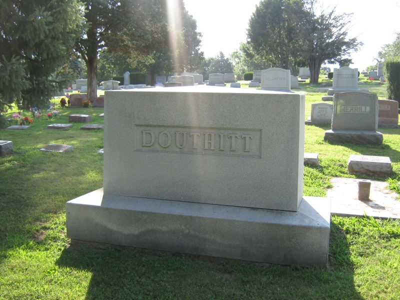 Earl Douthitt