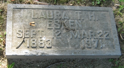 Laura T H Esken