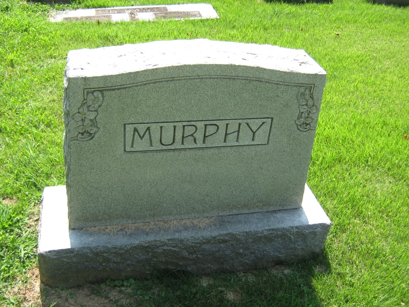 Elizabeth W Murphy