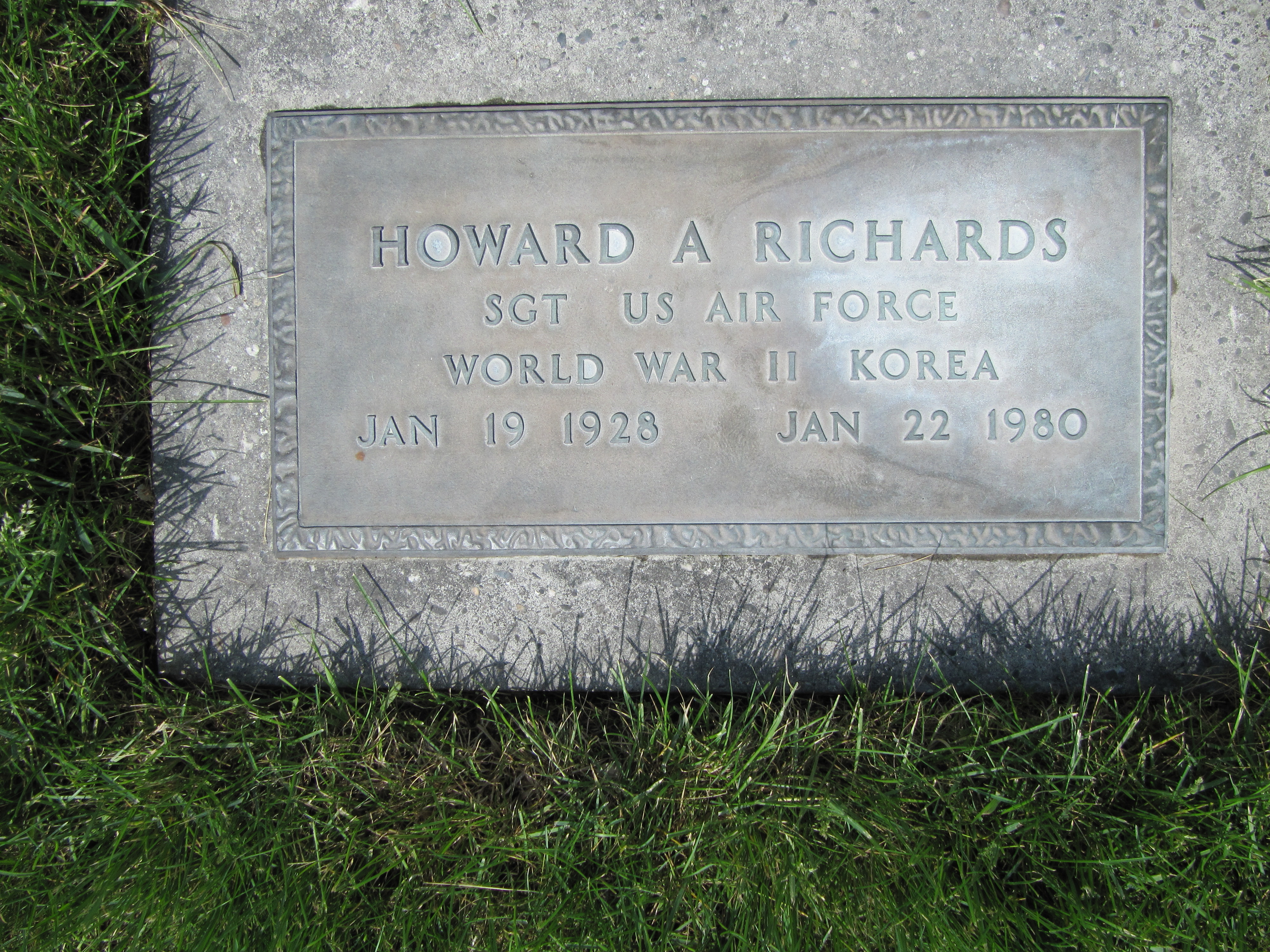 Sgt Howard A Richards