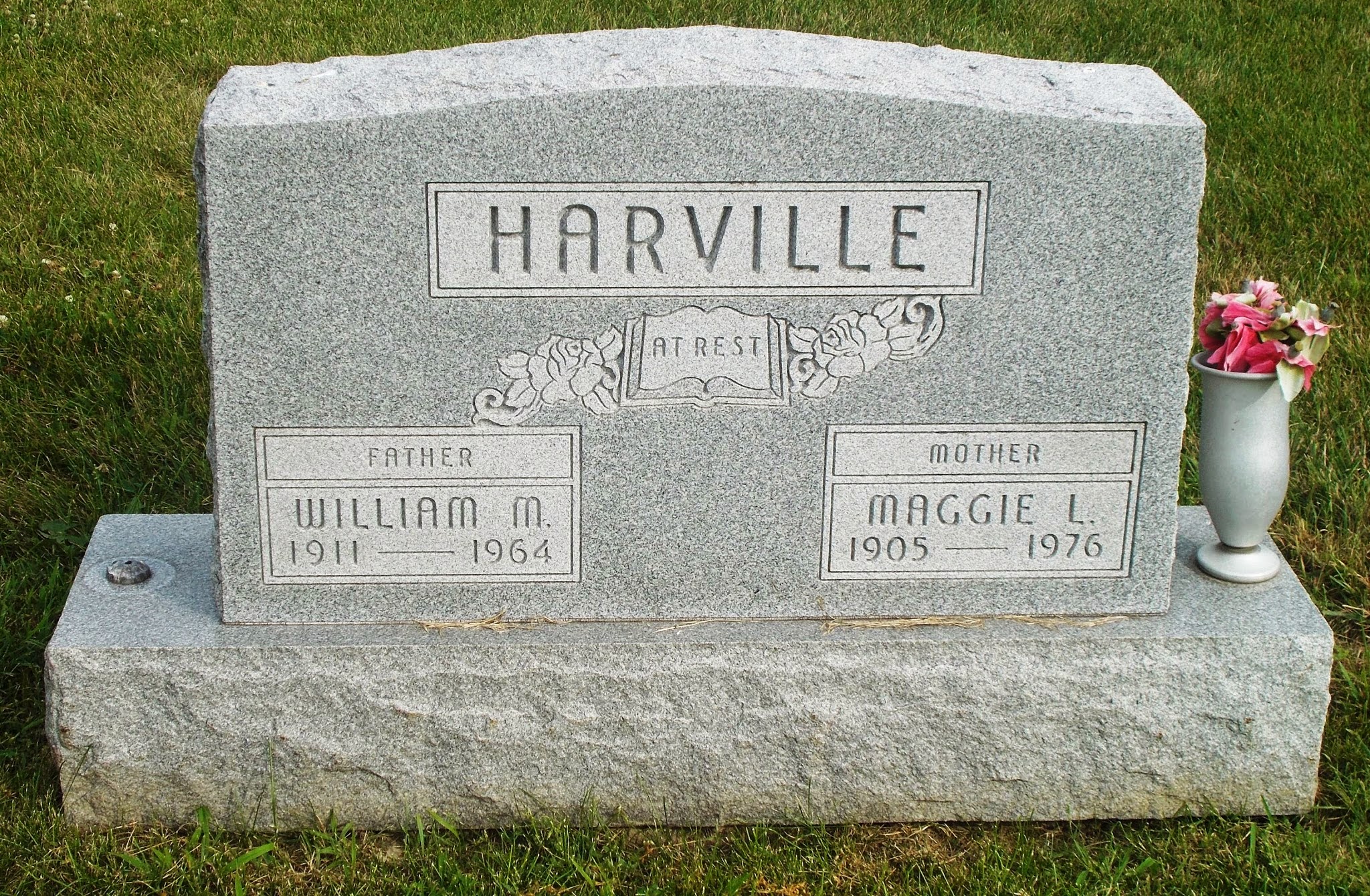 Maggie L Harville