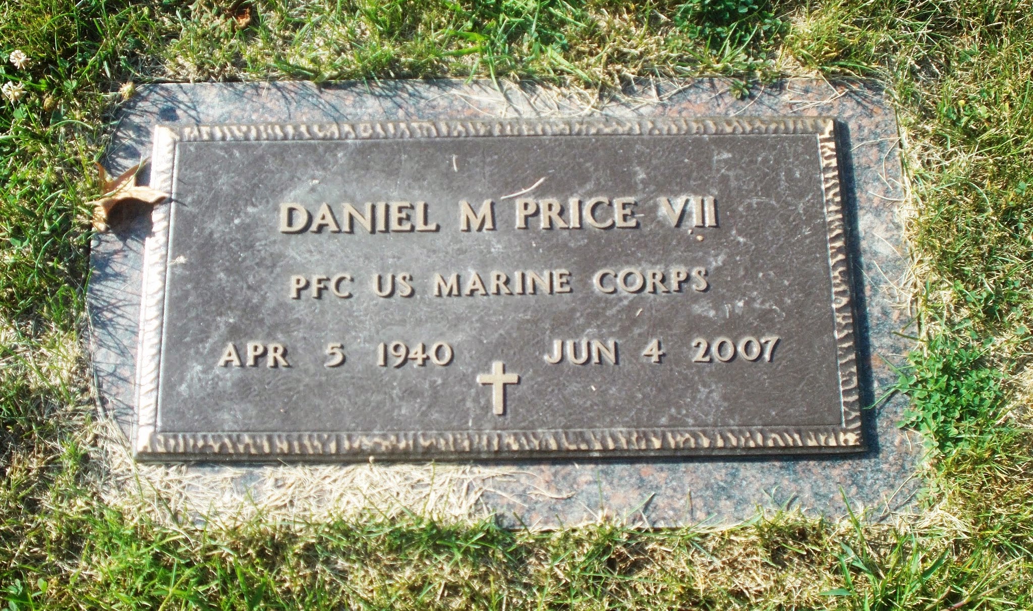 Daniel M Price