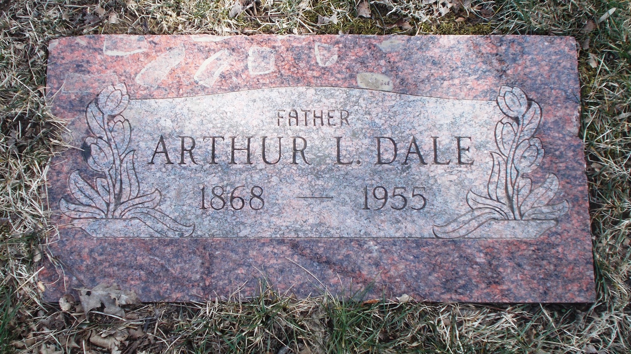 Arthur L Dale