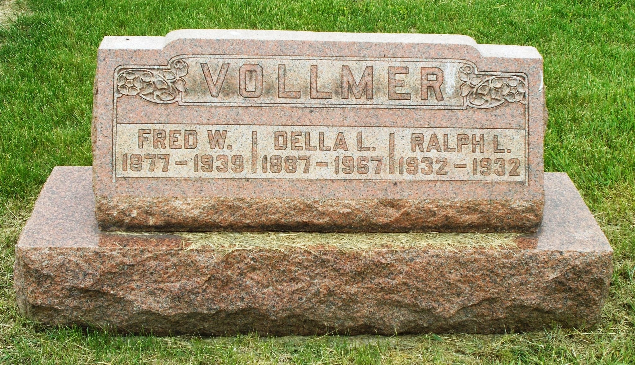 Della L Vollmer
