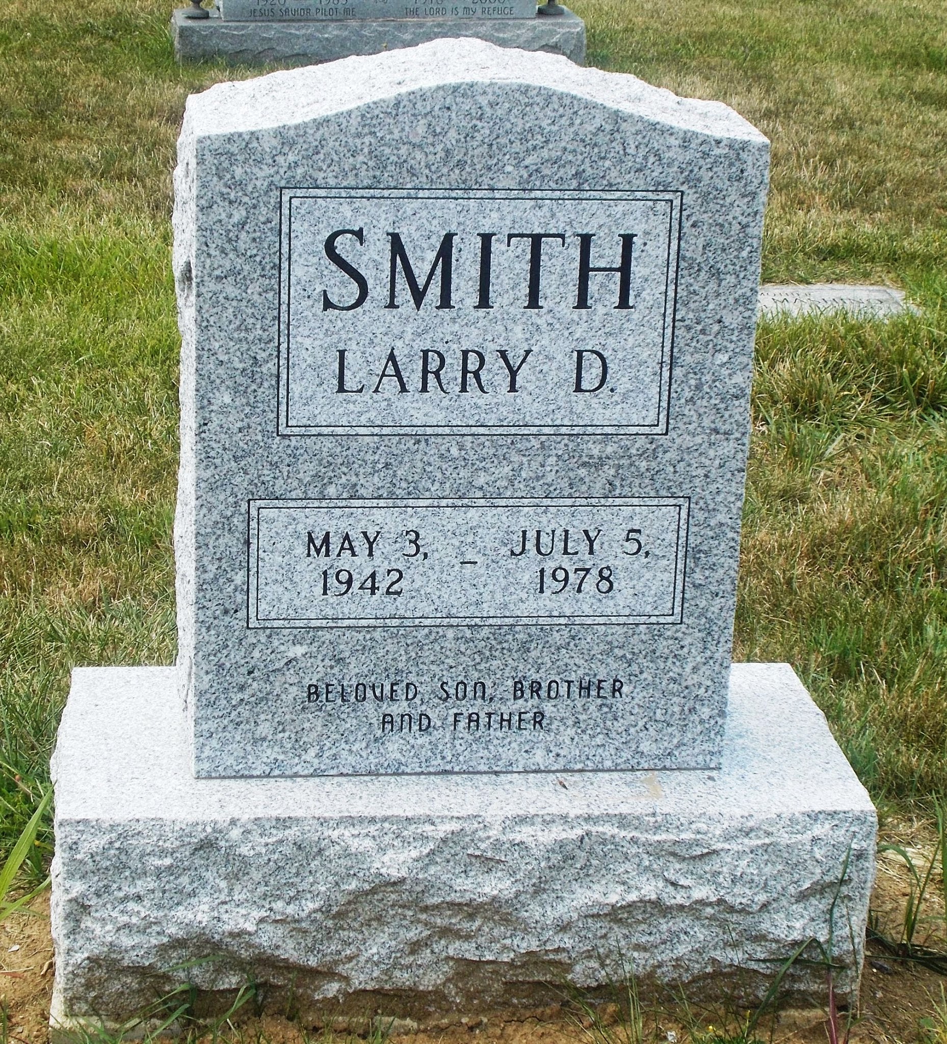 Larry D Smith