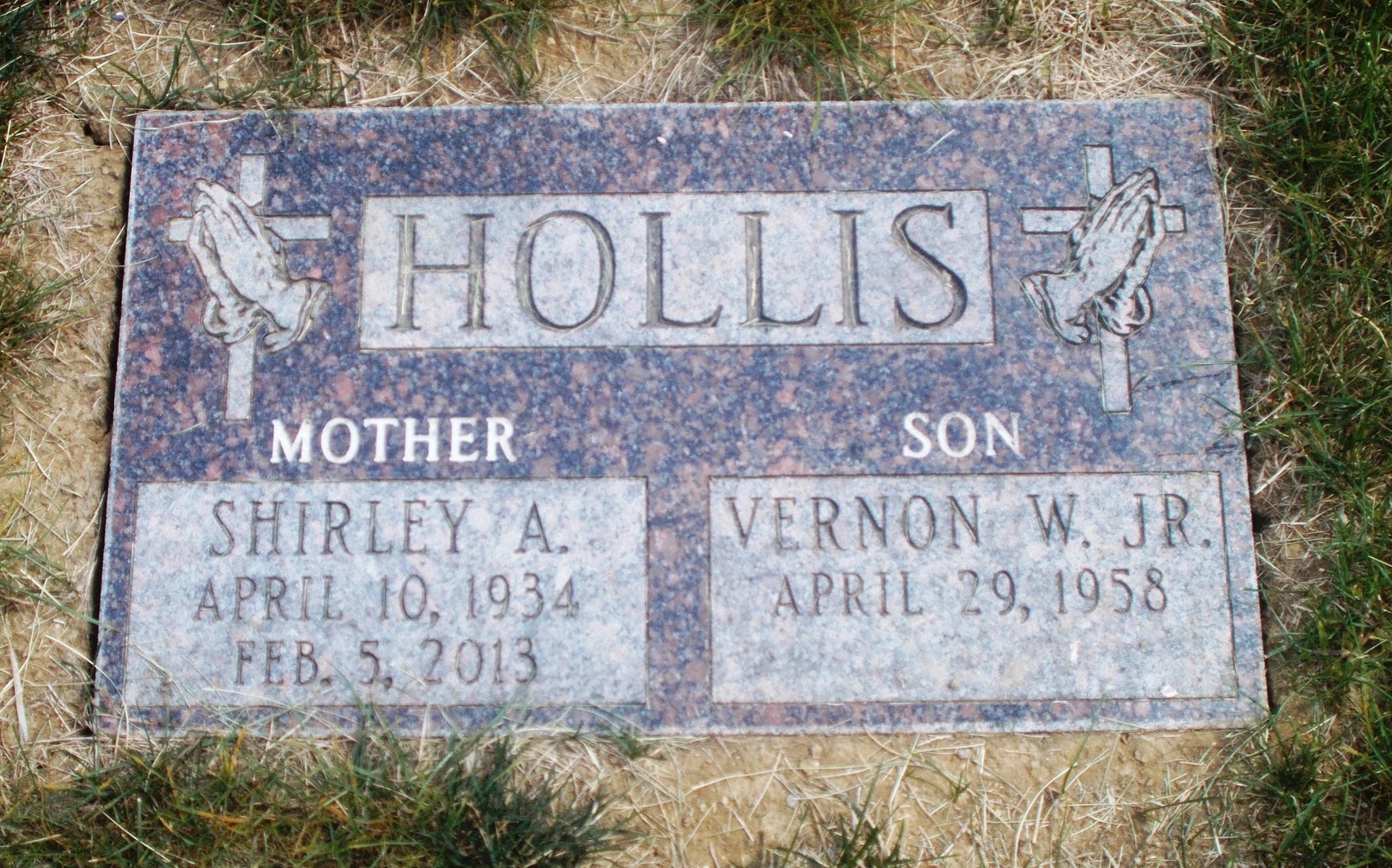 Shirley A Hollis