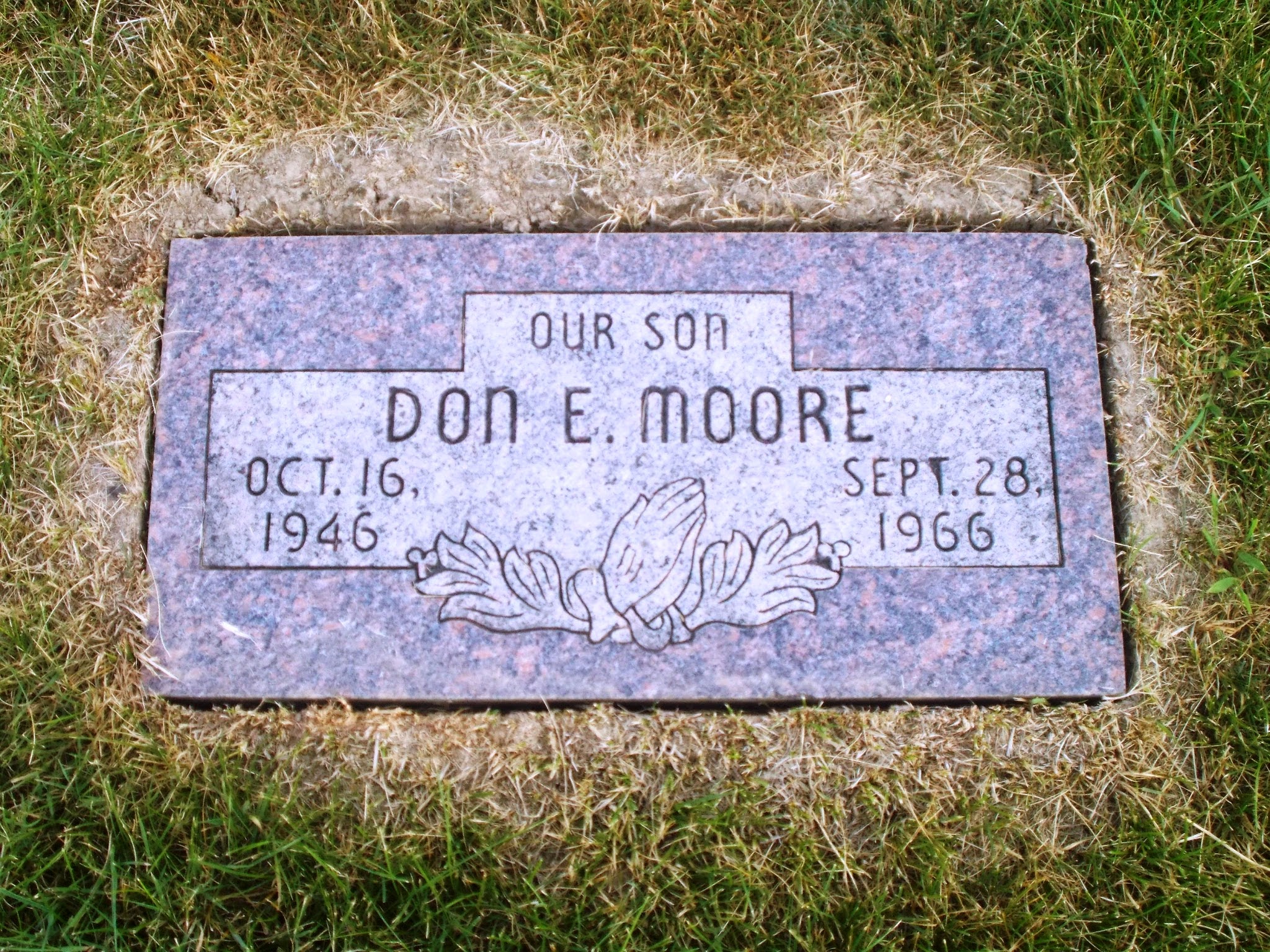 Don E Moore