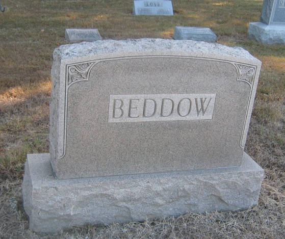 Mildred M Beddow