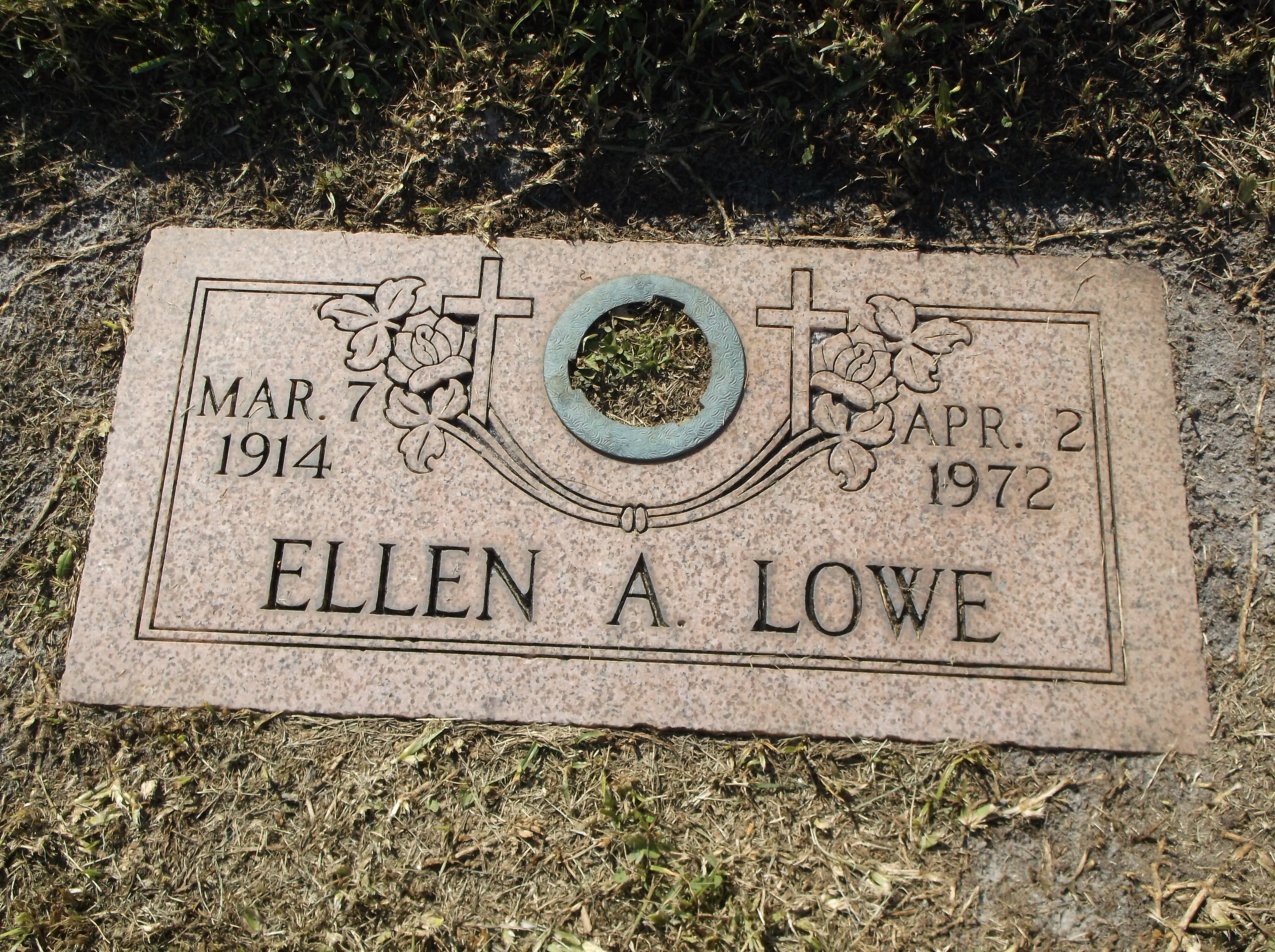 Ellen A Lowe
