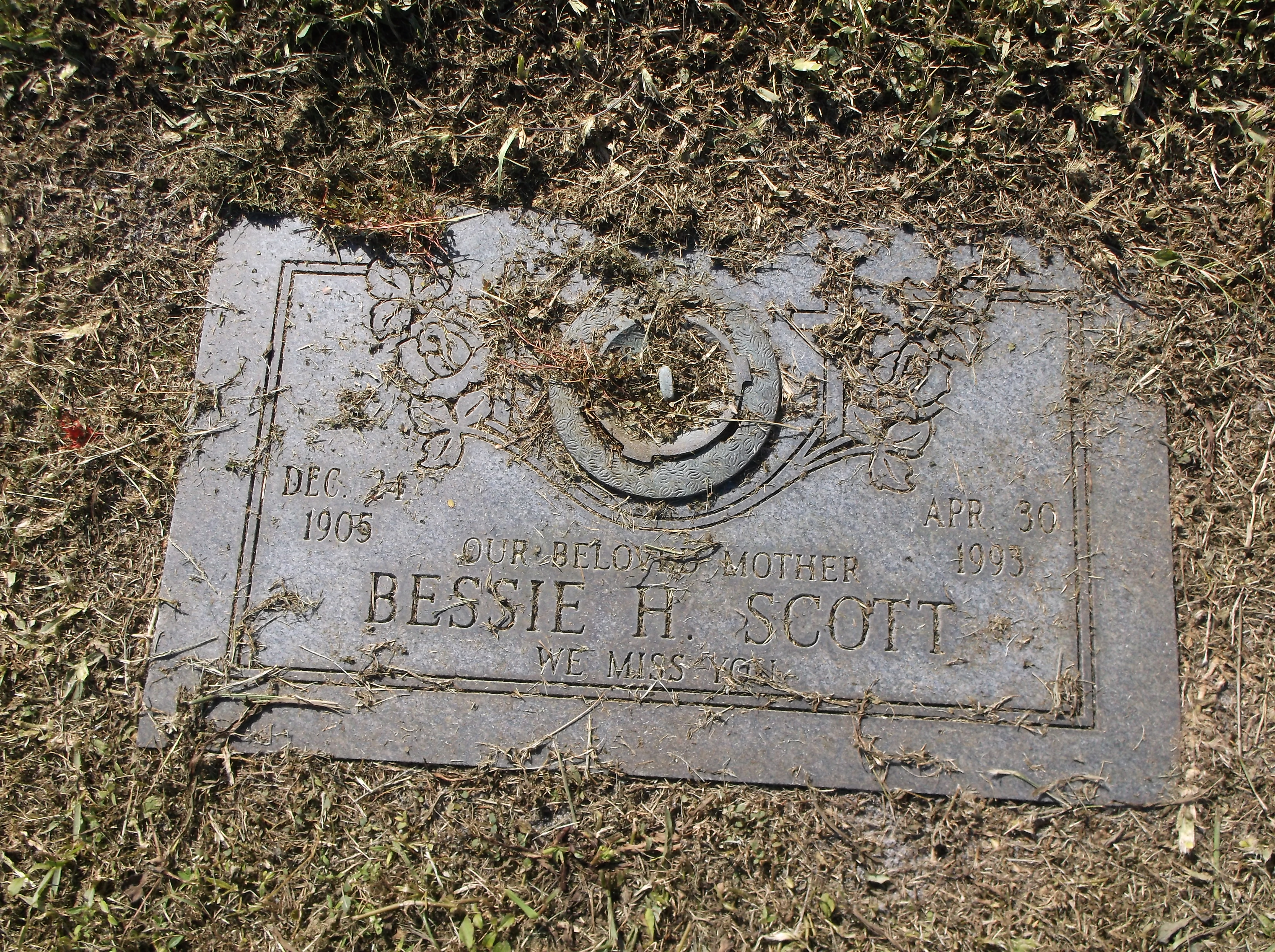 Bessie H Scott