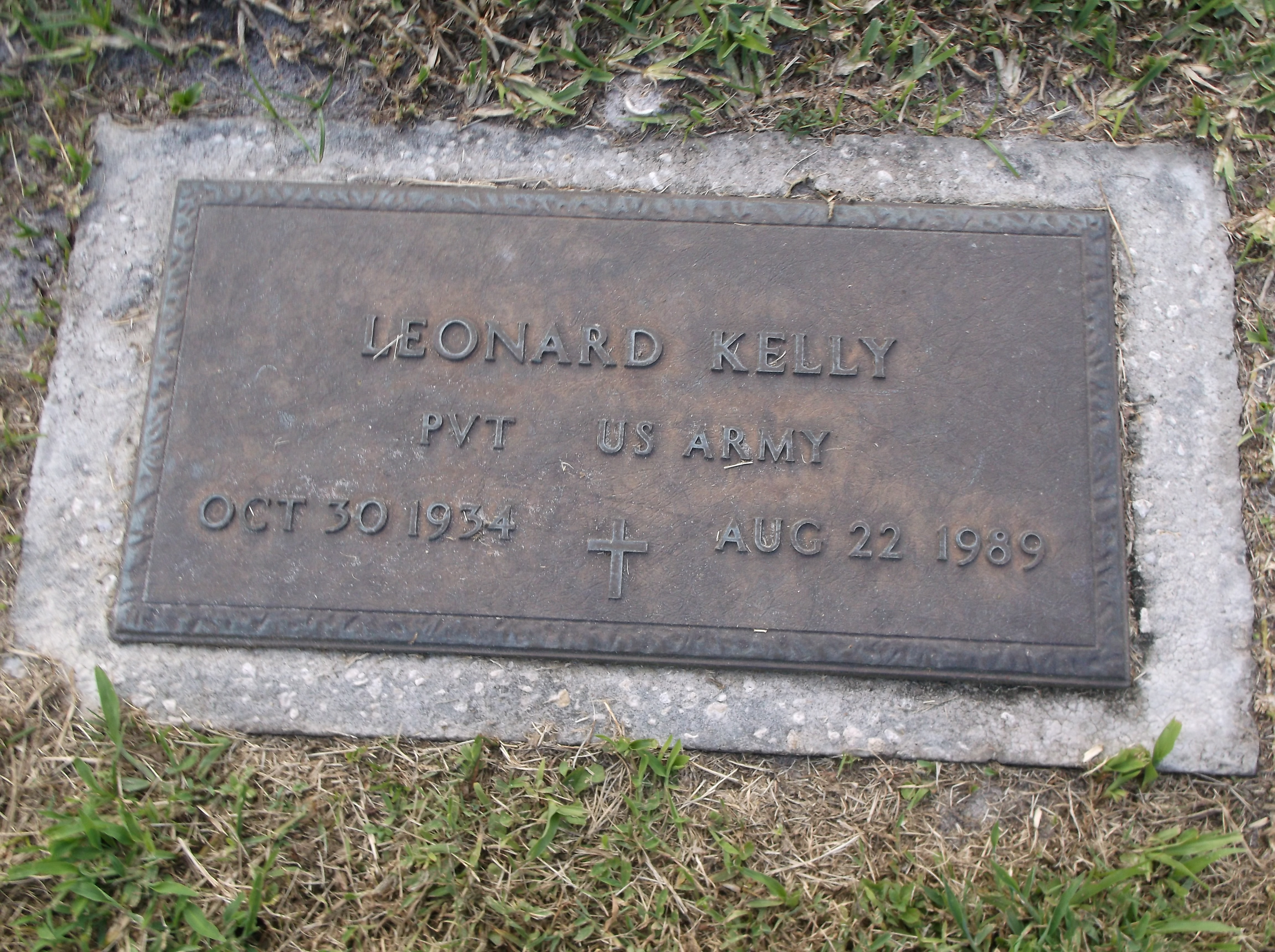 Leonard Kelly
