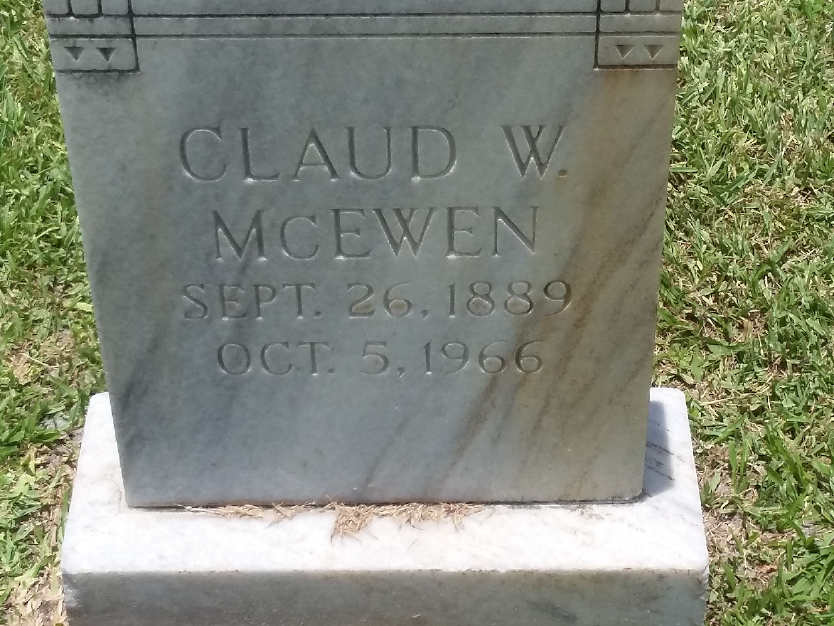 Claud W McEwen
