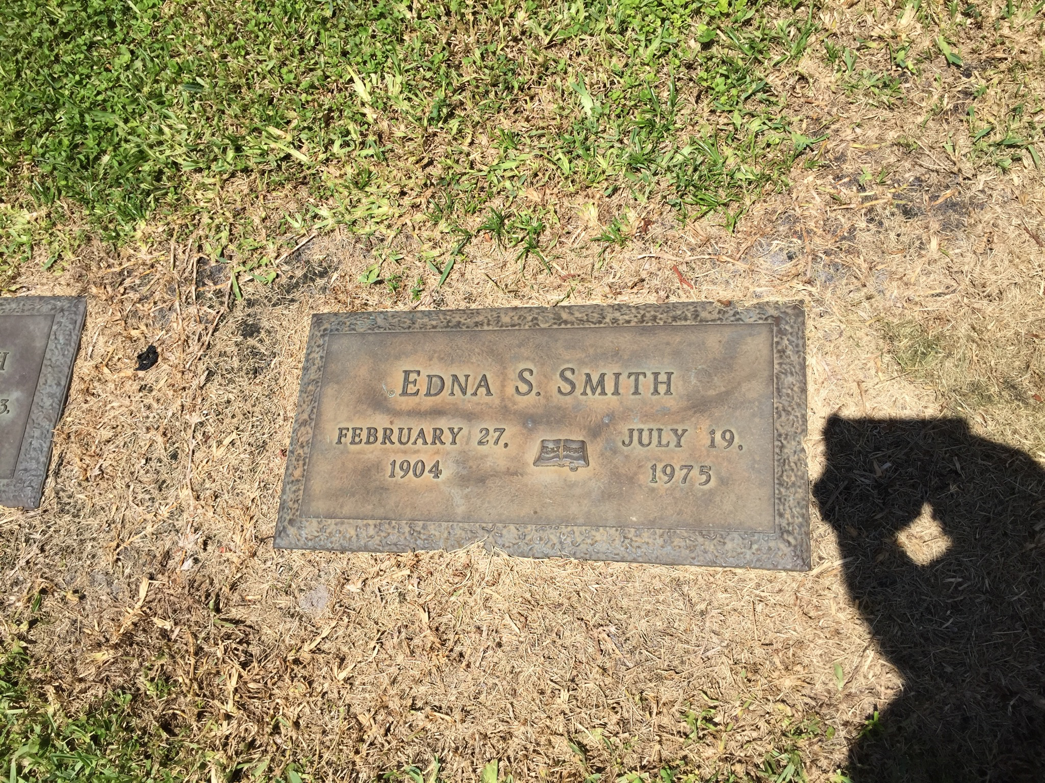 Edna S Smith