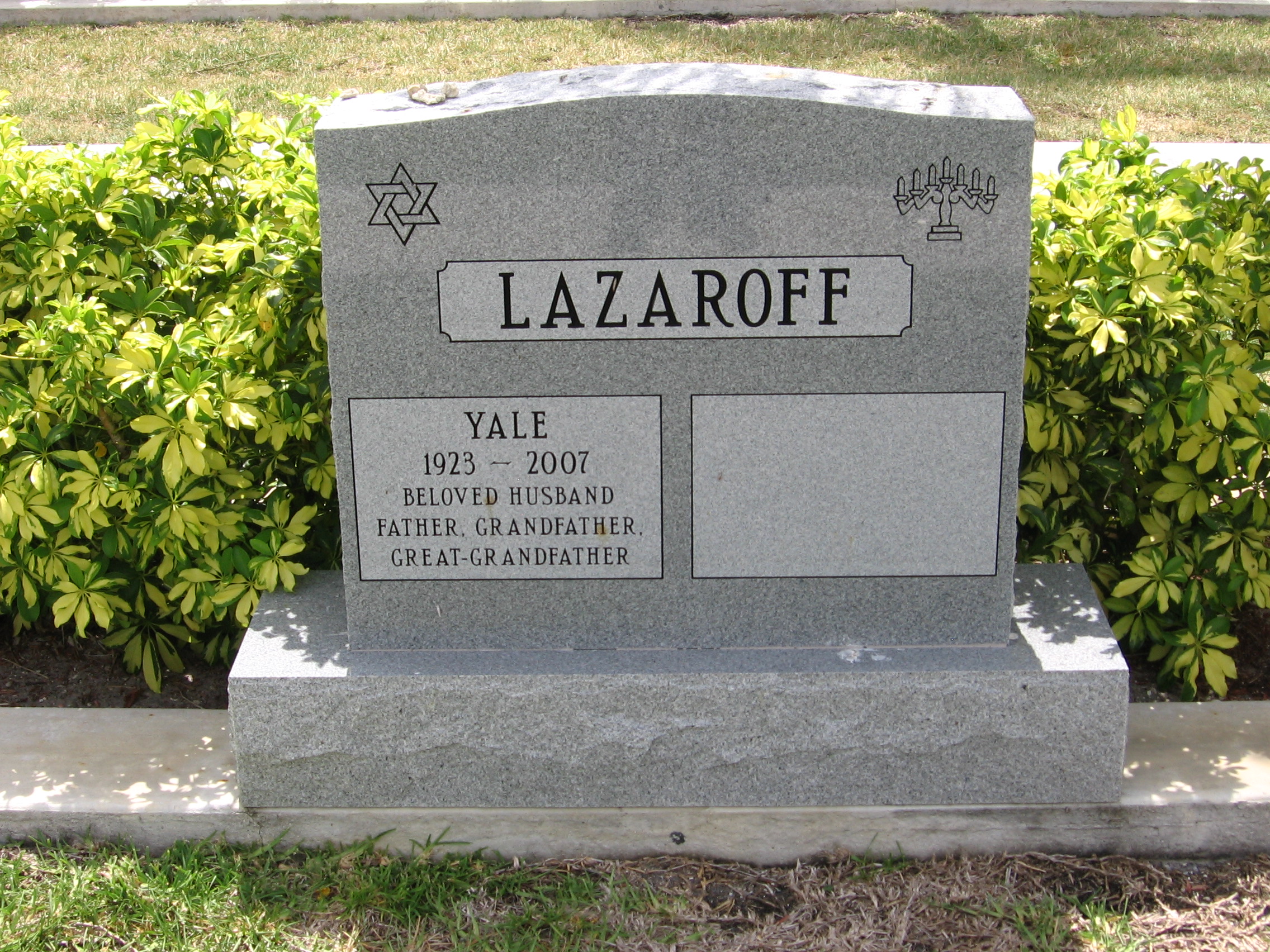 Yale Lazaroff
