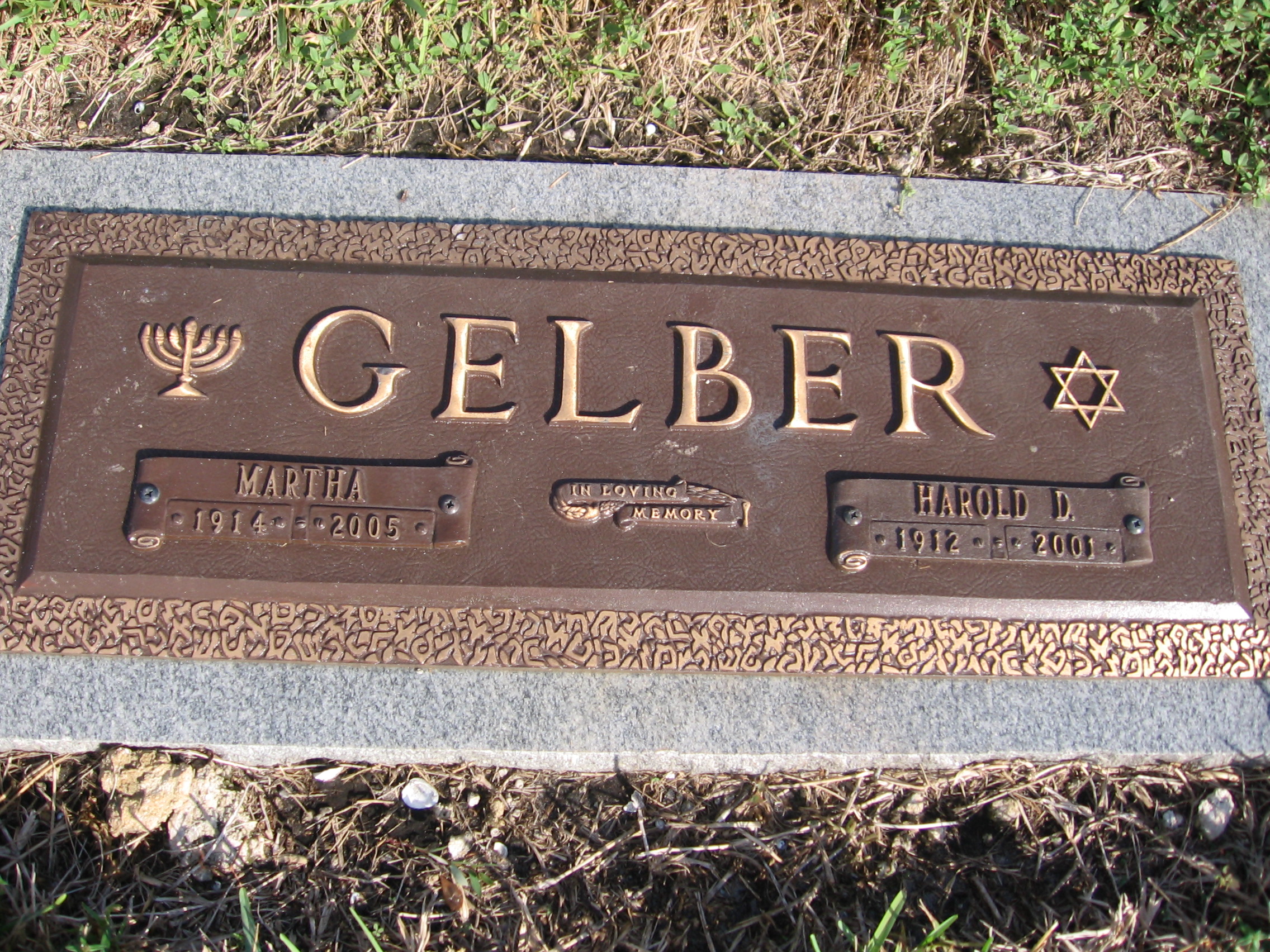 Harold D Gelber