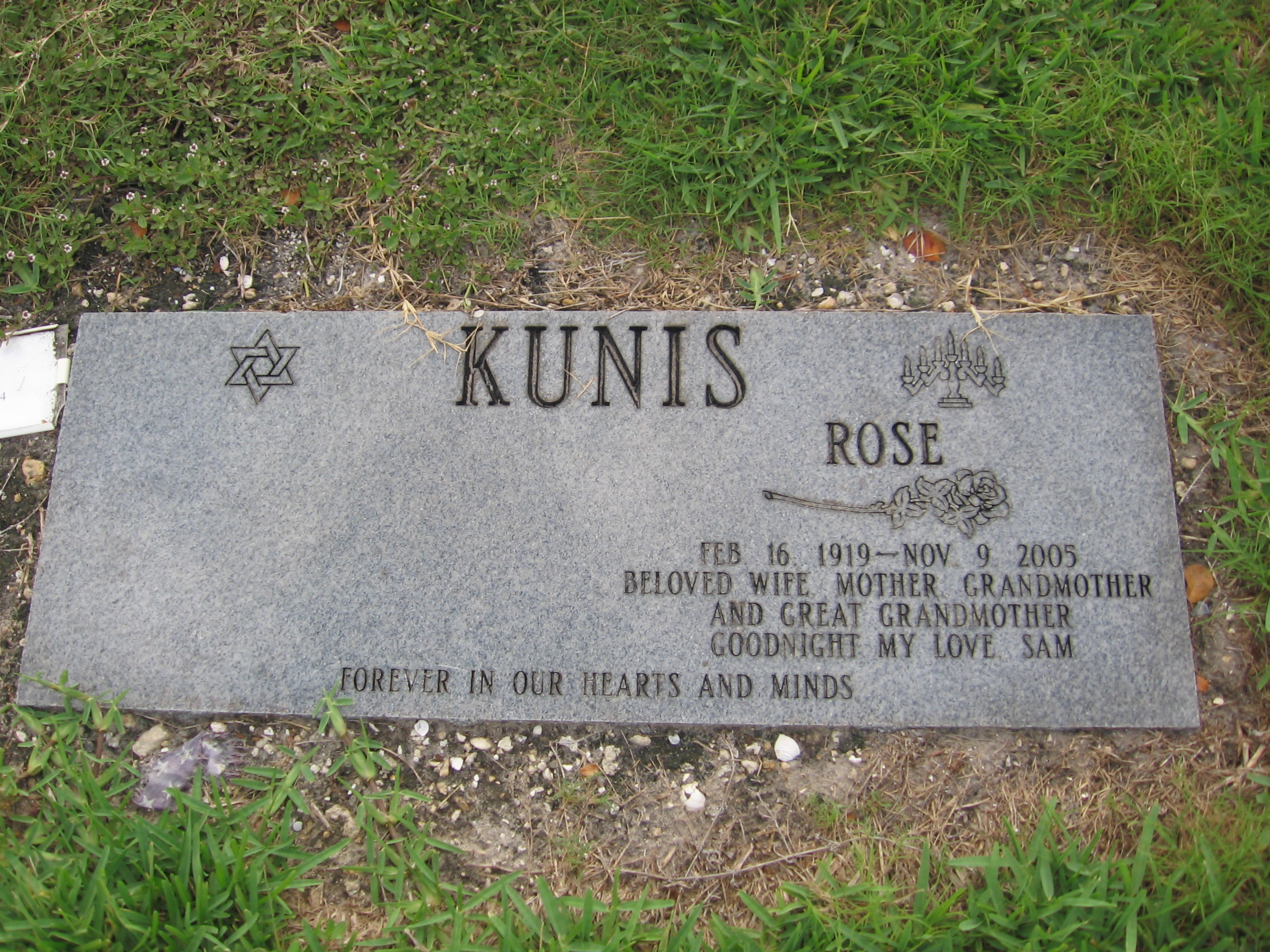 Rose Kunis