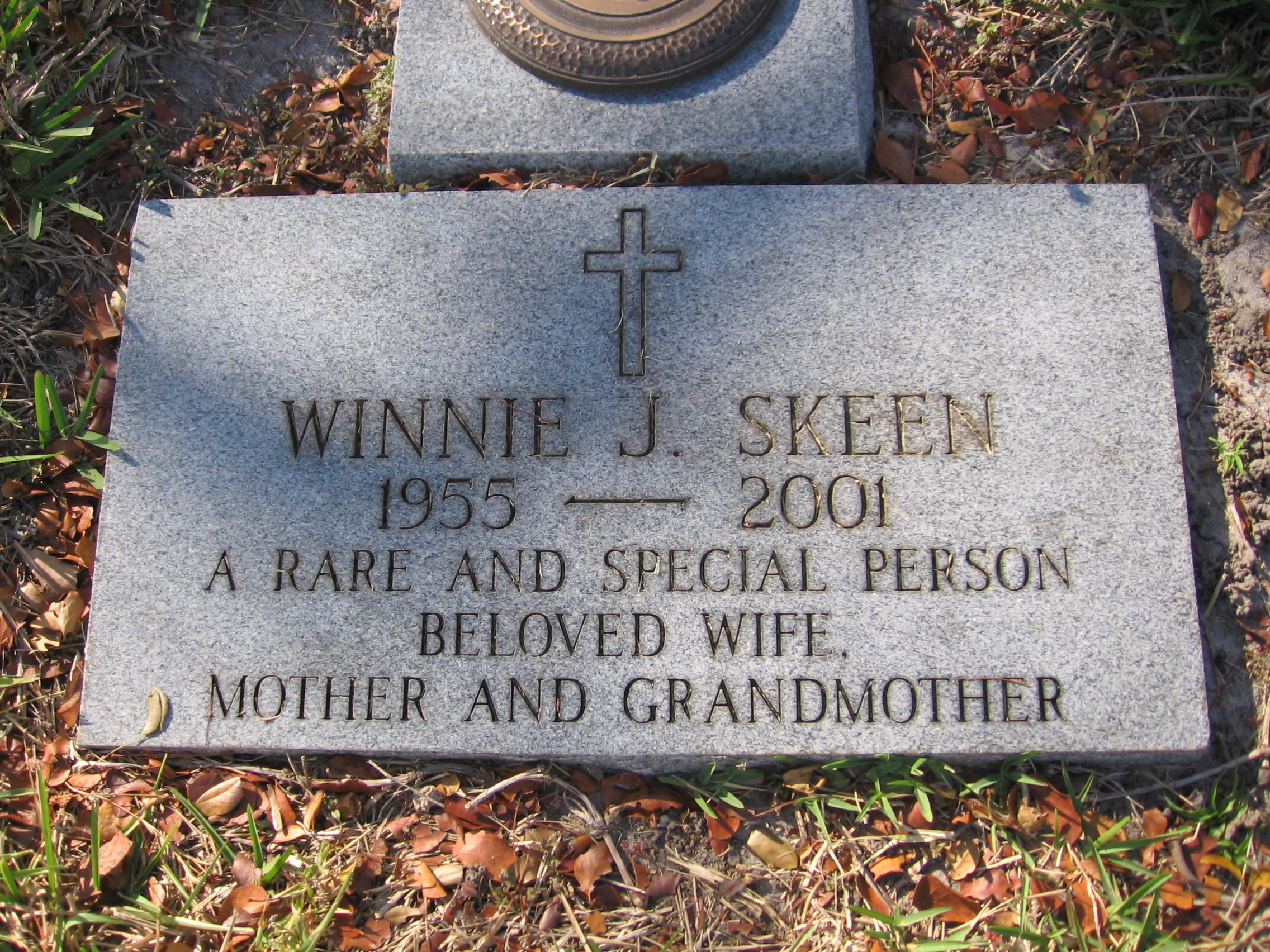 Winnie J Skeen