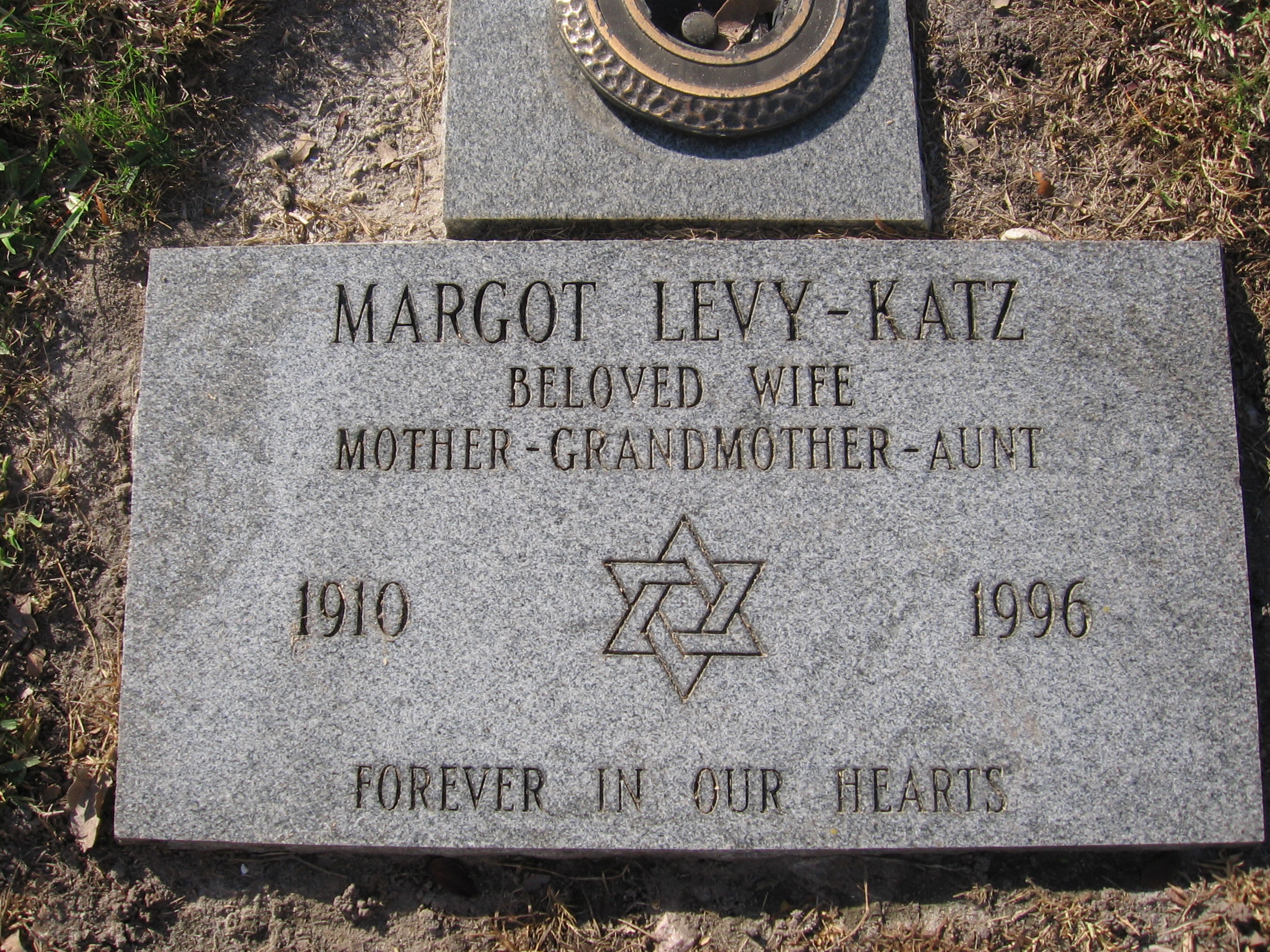 Margot Levy Katz